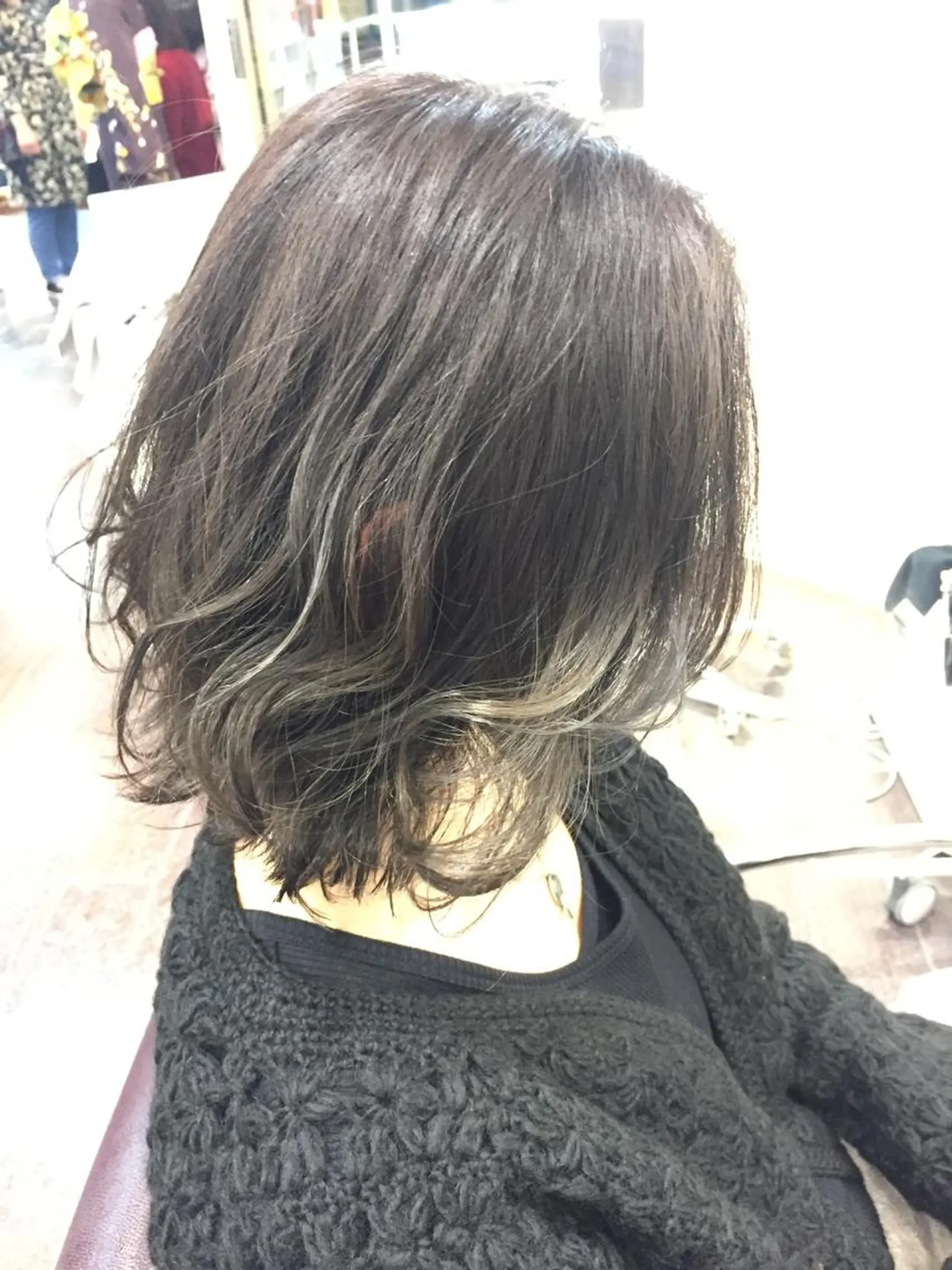 ミディアム カラー パーマ グレージュ ハイライトカラー イルミナカラー 外国人風カラー ハイライト 高橋 隆一のヘアスタイル