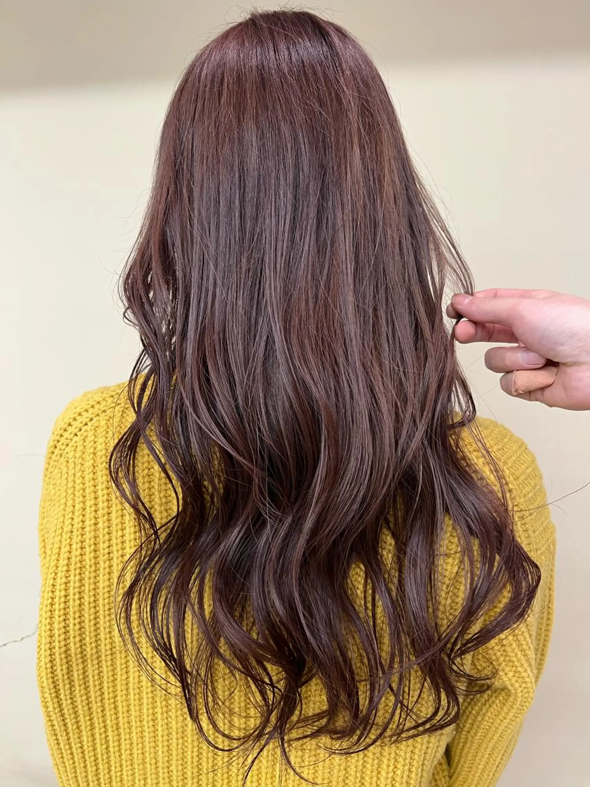 ロング カラー ブラウンカラー ピンクカラー ピンクブラウン カット パーマ kento レイヤーカットのヘアスタイル