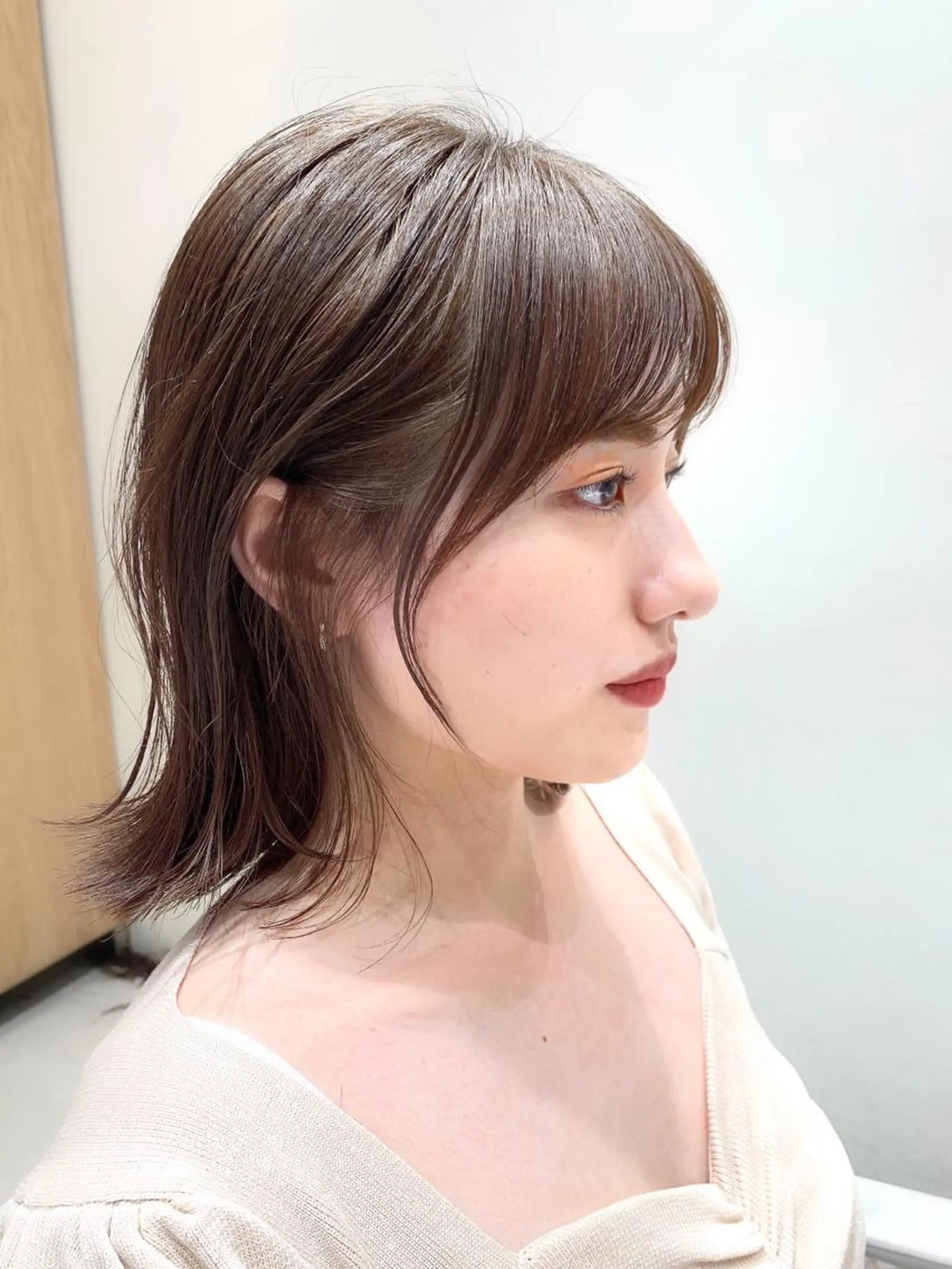 ミディアム カラー ヘアアレンジ ベージュカラー 透明感カラー グレージュ ボブ カット ヘアカラー トリートメント レイヤー専門家 ダブルカラー修のヘアスタイル