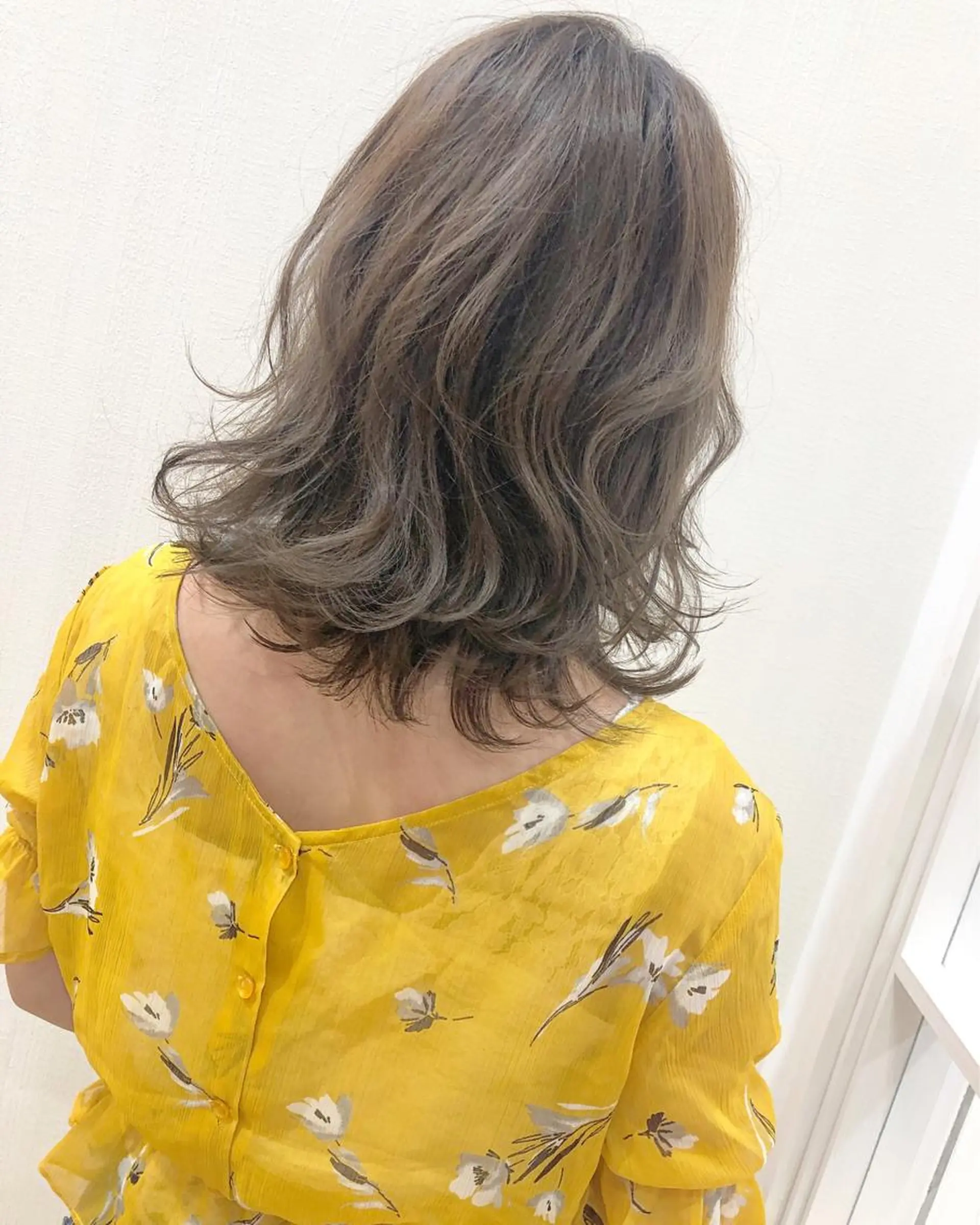 ミディアム RoL by apollo所属・横浜ブリーチムラ直し 特化美容師/海崎剛史のヘアスタイル