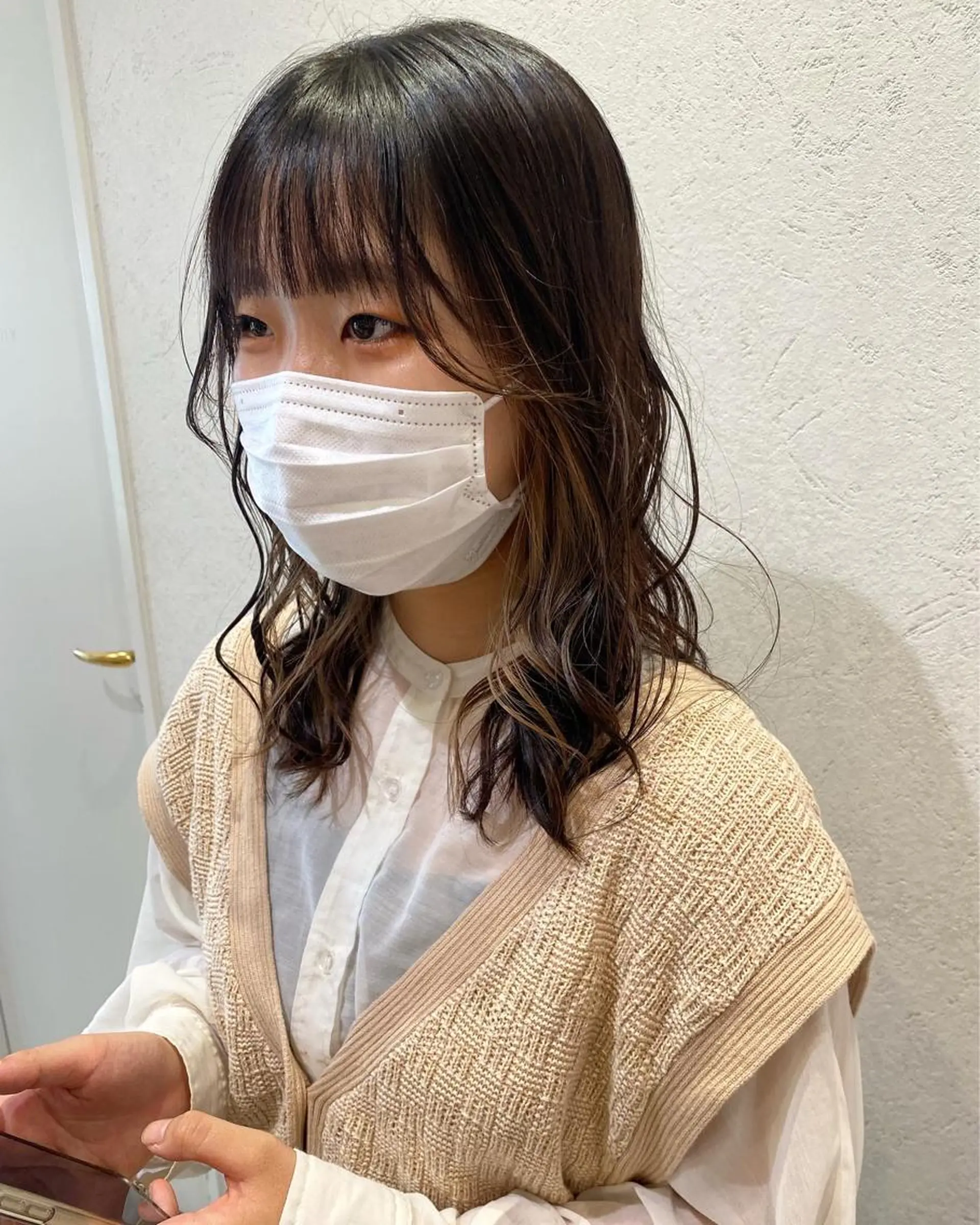 セミロング カラー ヘアアレンジ ベージュカラー イヤリングカラー ヘアカラー トリートメント ヘッドスパ パーマ指名No1 /namiのヘアスタイル