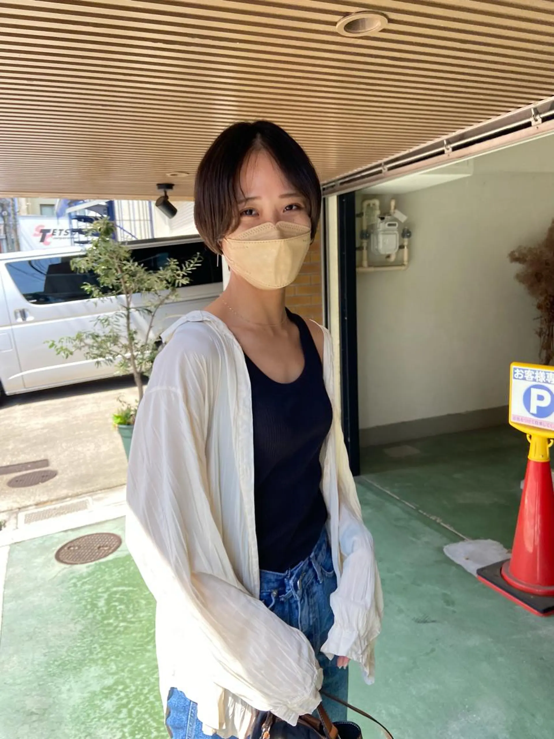 ショート カット ヘアカラー トリートメント 田中 あやなのヘアスタイル
