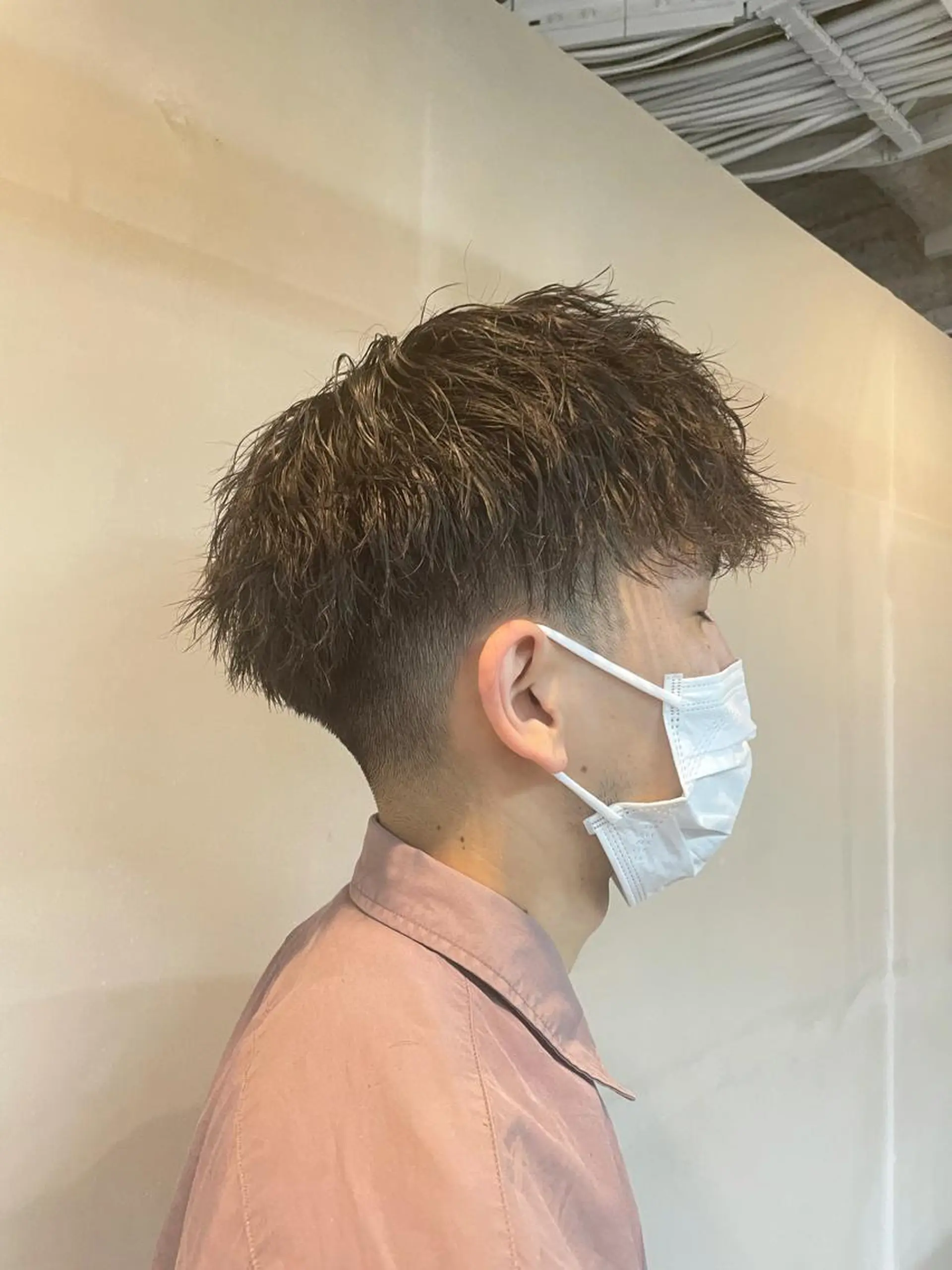 ショート パーマ メンズ フェードカット スキンフェード Men's hair salon First 中百舌鳥店所属・First なかもず 店 YUKIのヘアスタイル