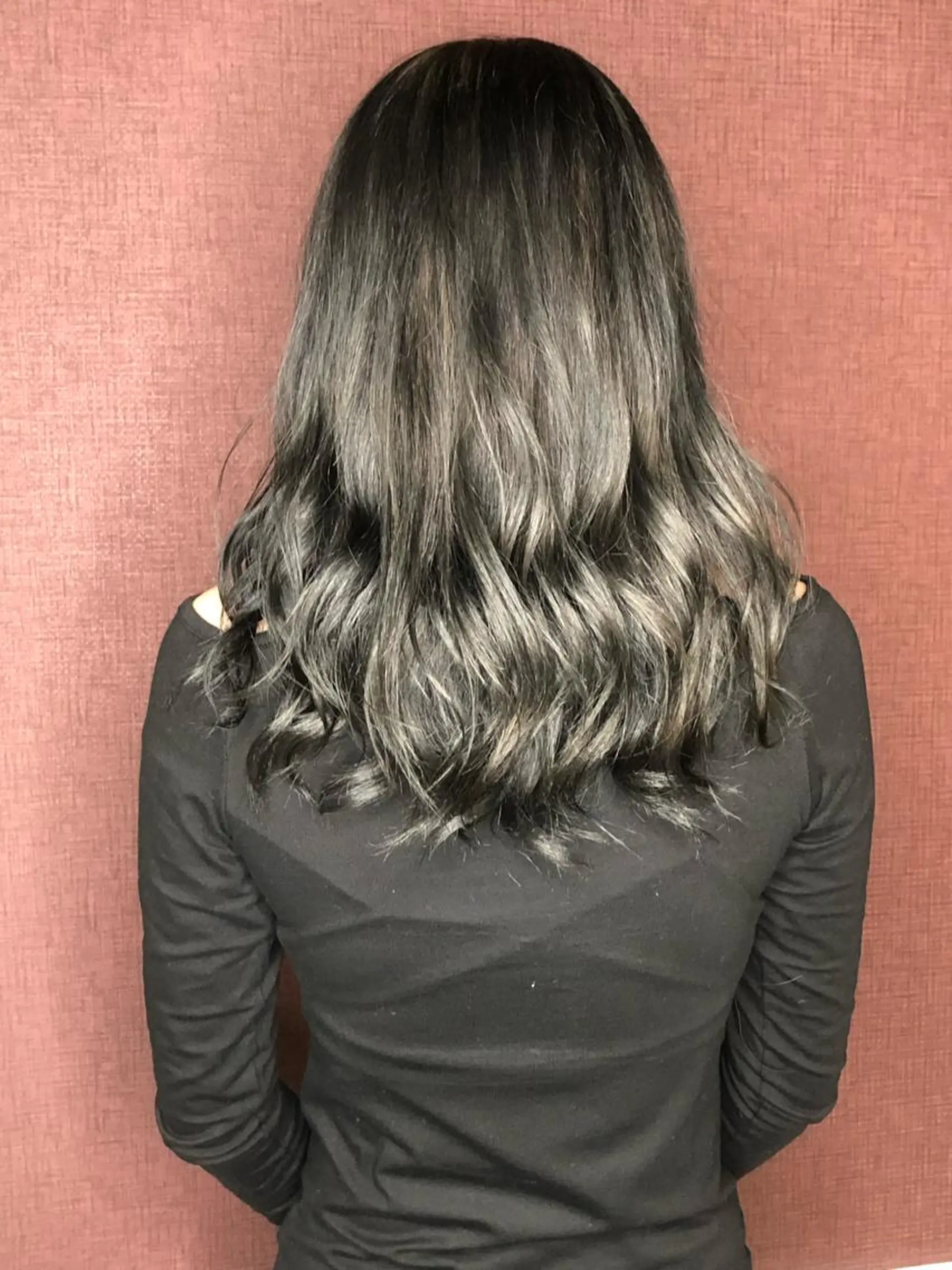 セミロング アッシュ カット ヘアカラー トリートメント 女性指名人気no.1 尾崎のヘアスタイル