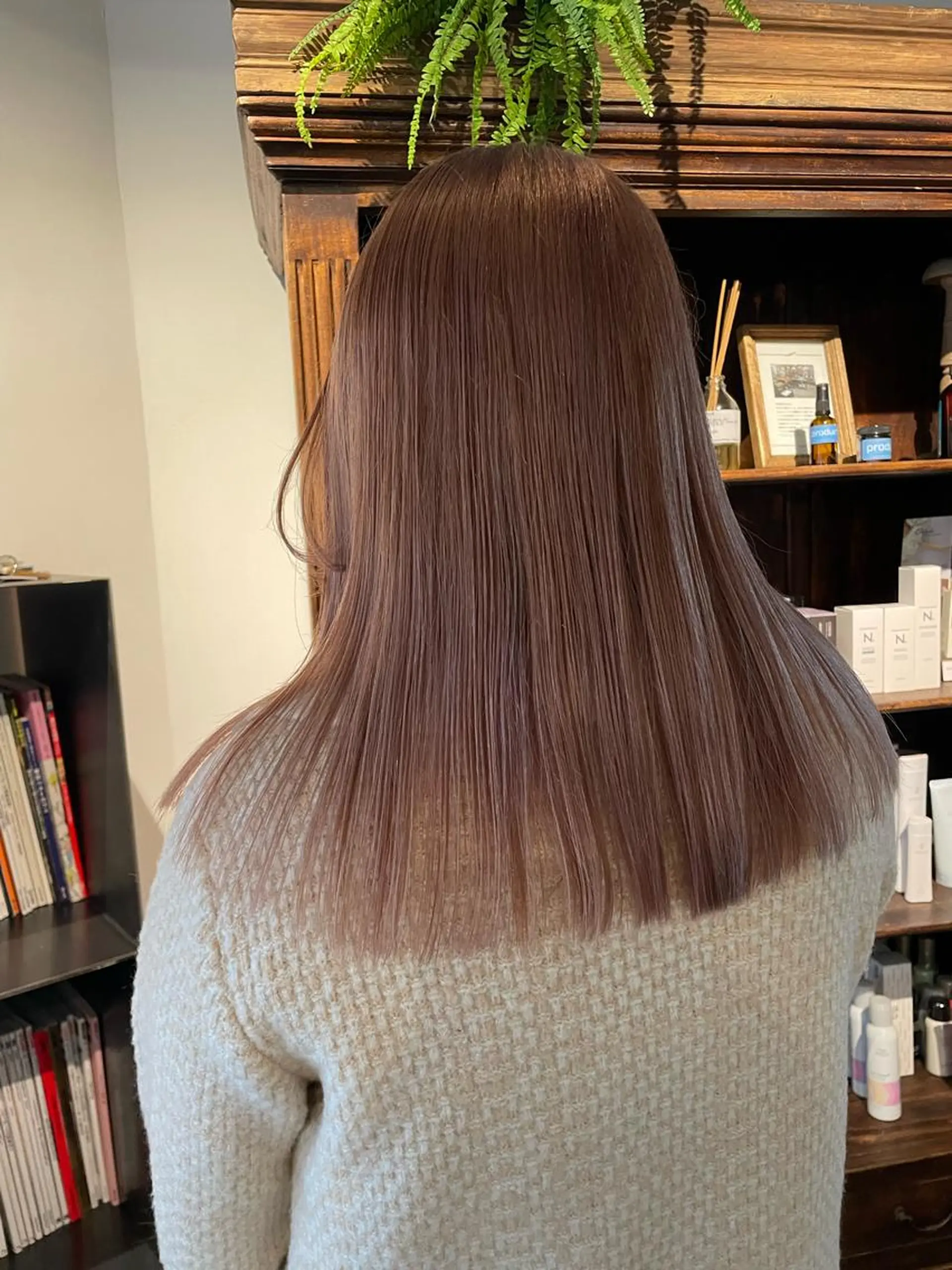 セミロング カラー classic 新横浜所属・大人girly🛋️ 🤍yukakoのヘアスタイル