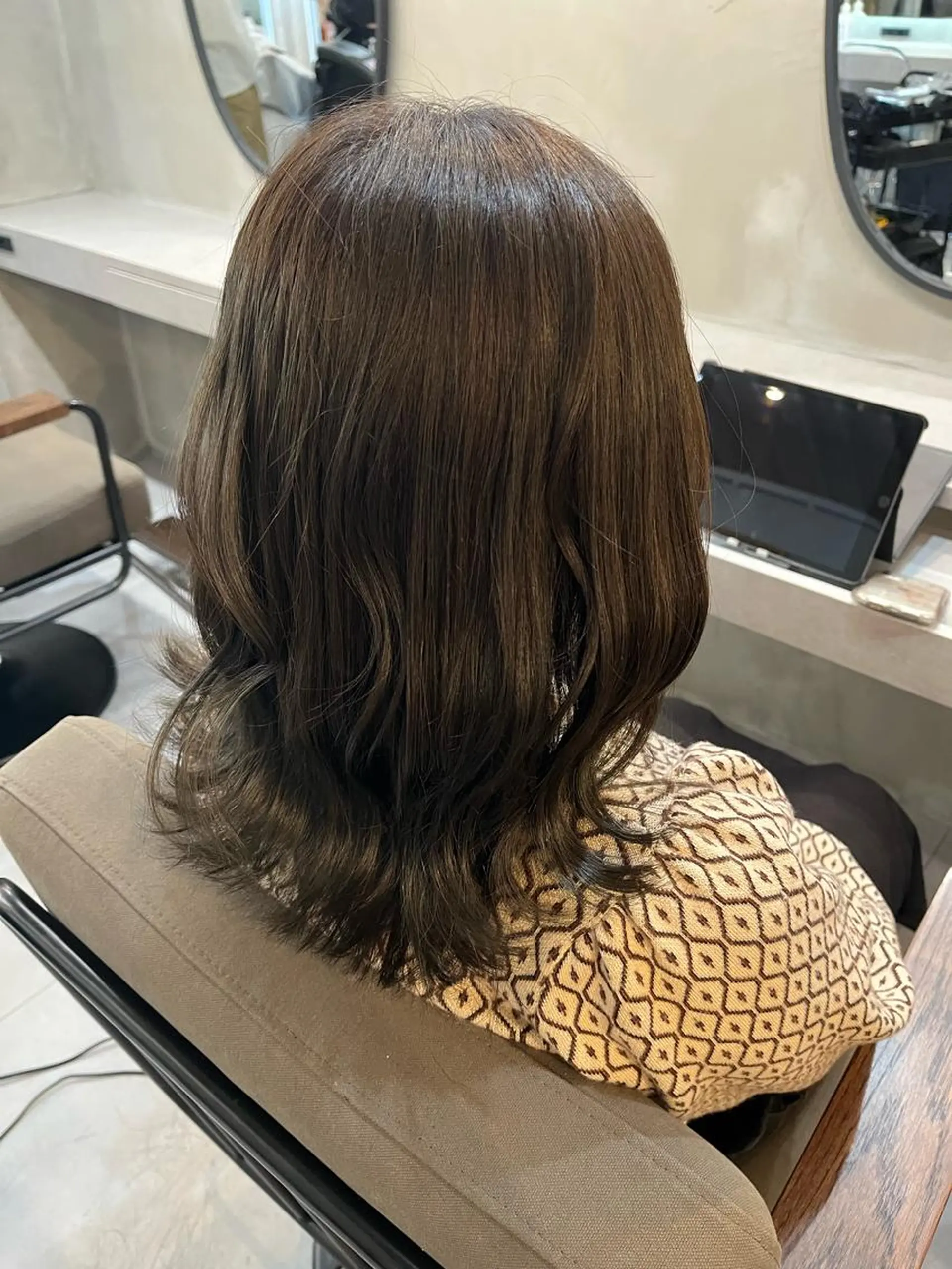 セミロング カラー アディクシーカラー 透明感カラー グレージュ オレンジ RIYA❤︎ Aujuaソムリエのヘアスタイル