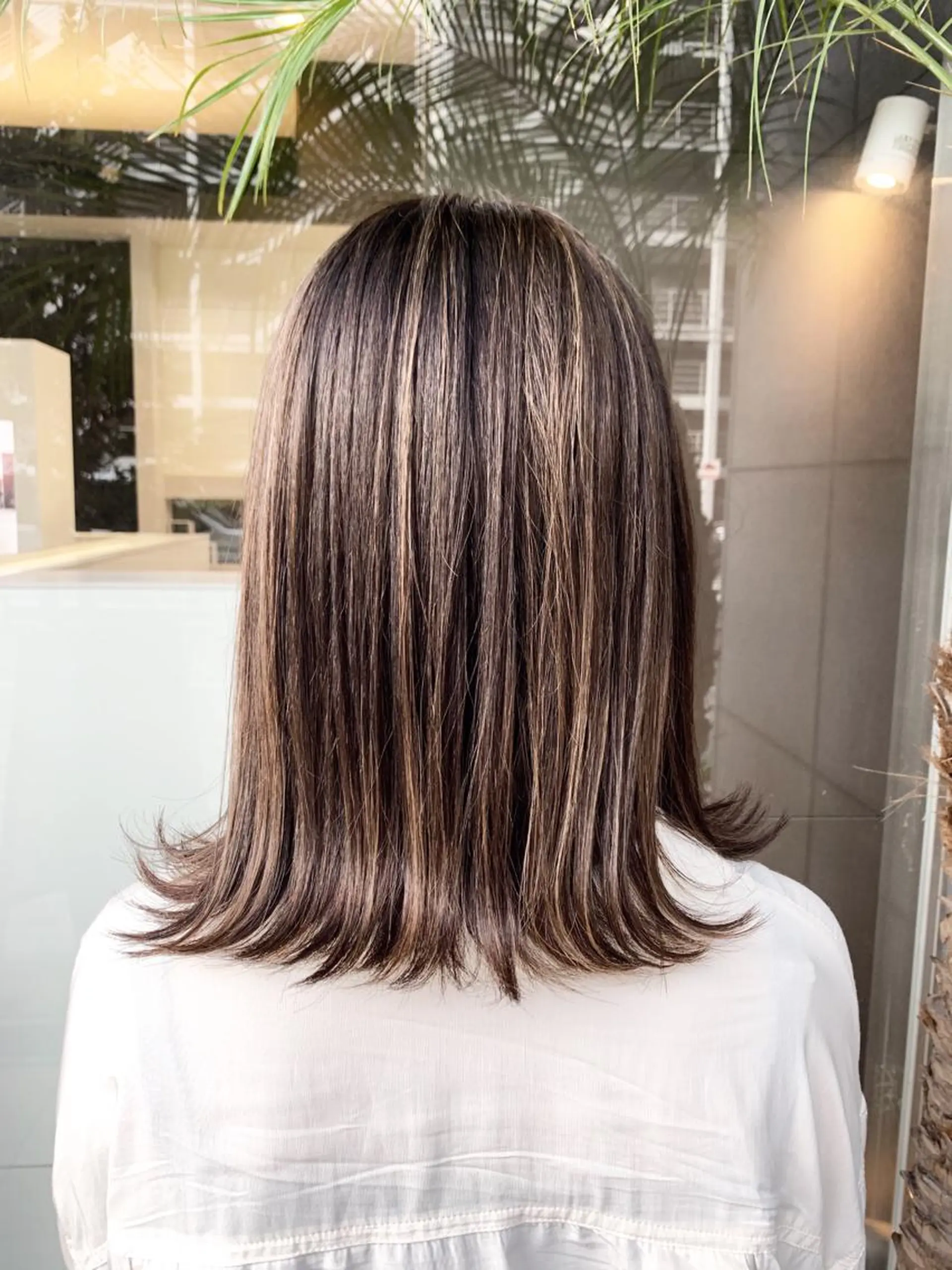 ミディアム ハイライト レイヤー×縮毛矯正 深見 拓のヘアスタイル