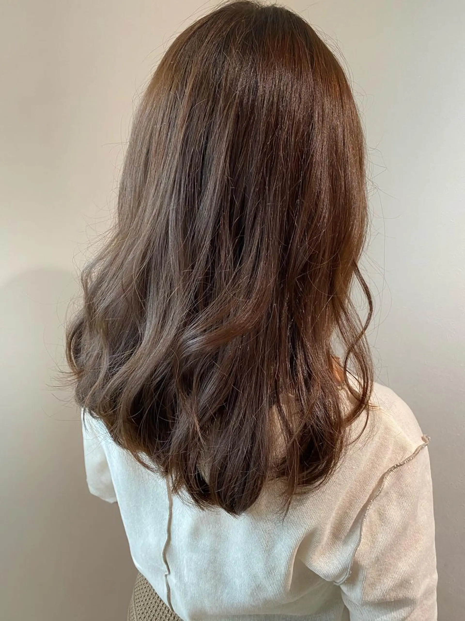 セミロング カラー 艶髪大好き❣️ ⭐️MAYUMIのヘアスタイル