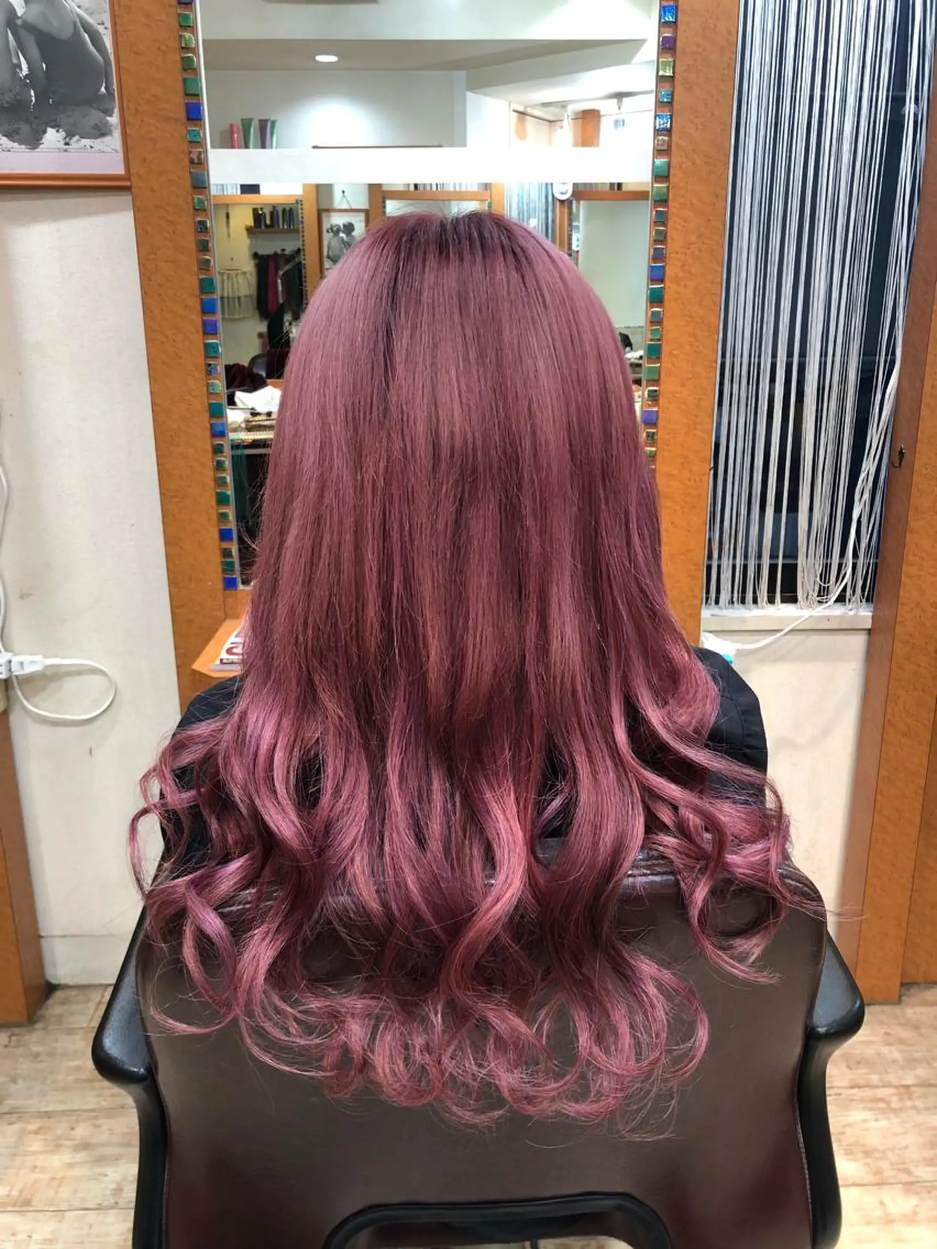 セミロング カラー ブリーチ ピンクカラー ピンクパープル パープルカラー エクステ カット ヘアカラー エクステ ヘアセット 韓国ヘア🤍髪質改善 🇰🇷AKANEのヘアスタイル