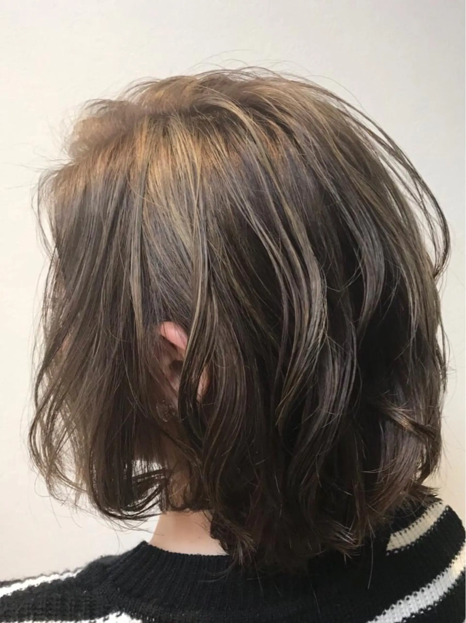 ショート カラー ヘアアレンジ アディクシーカラー 透明感カラー スズキ シオリのヘアスタイル