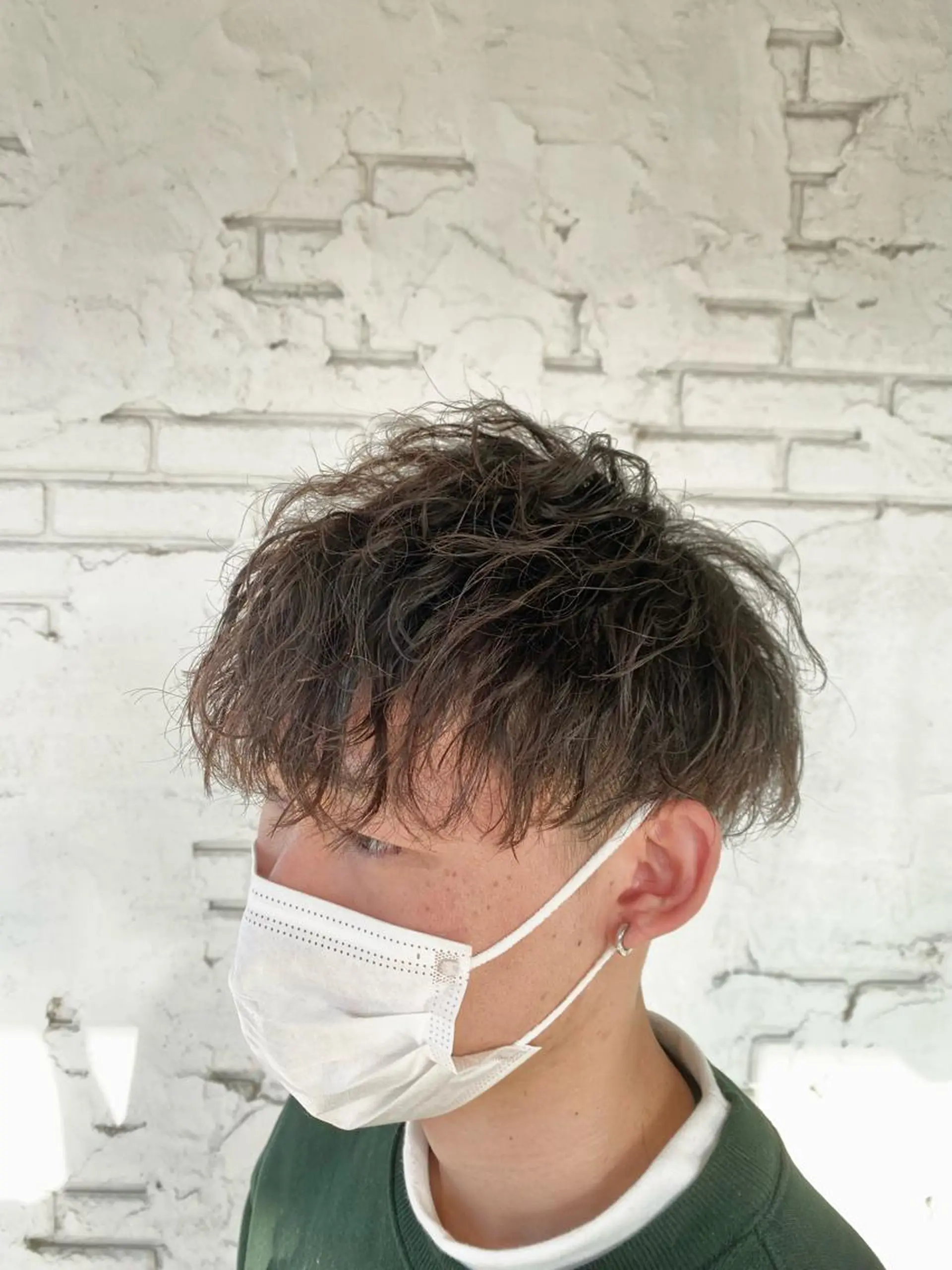 パーマ メンズ 尾崎 優也のヘアスタイル