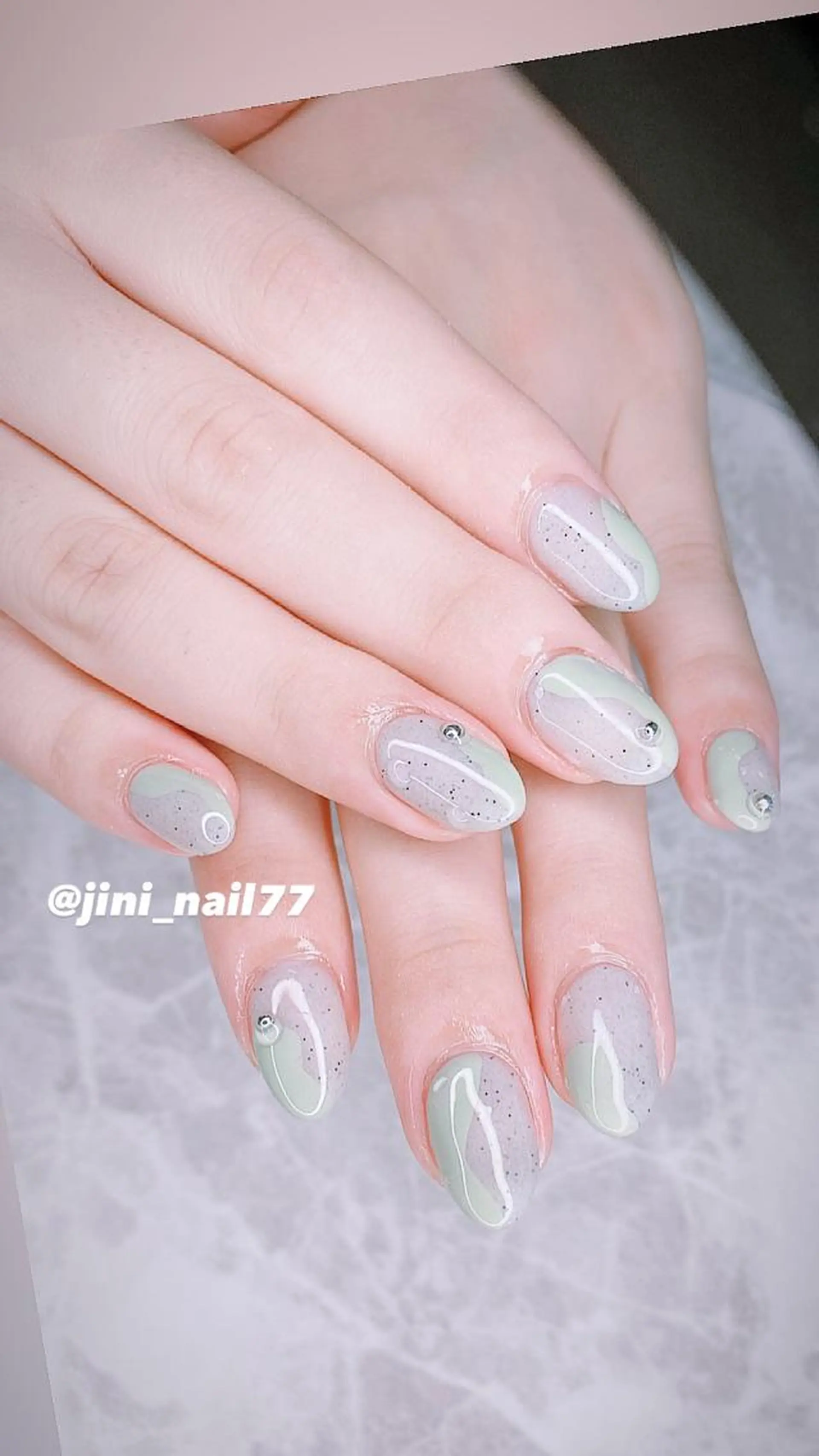 ネイル ハンドネイル JINI NAIL所属・ジニ ネイルのネイルデザイン