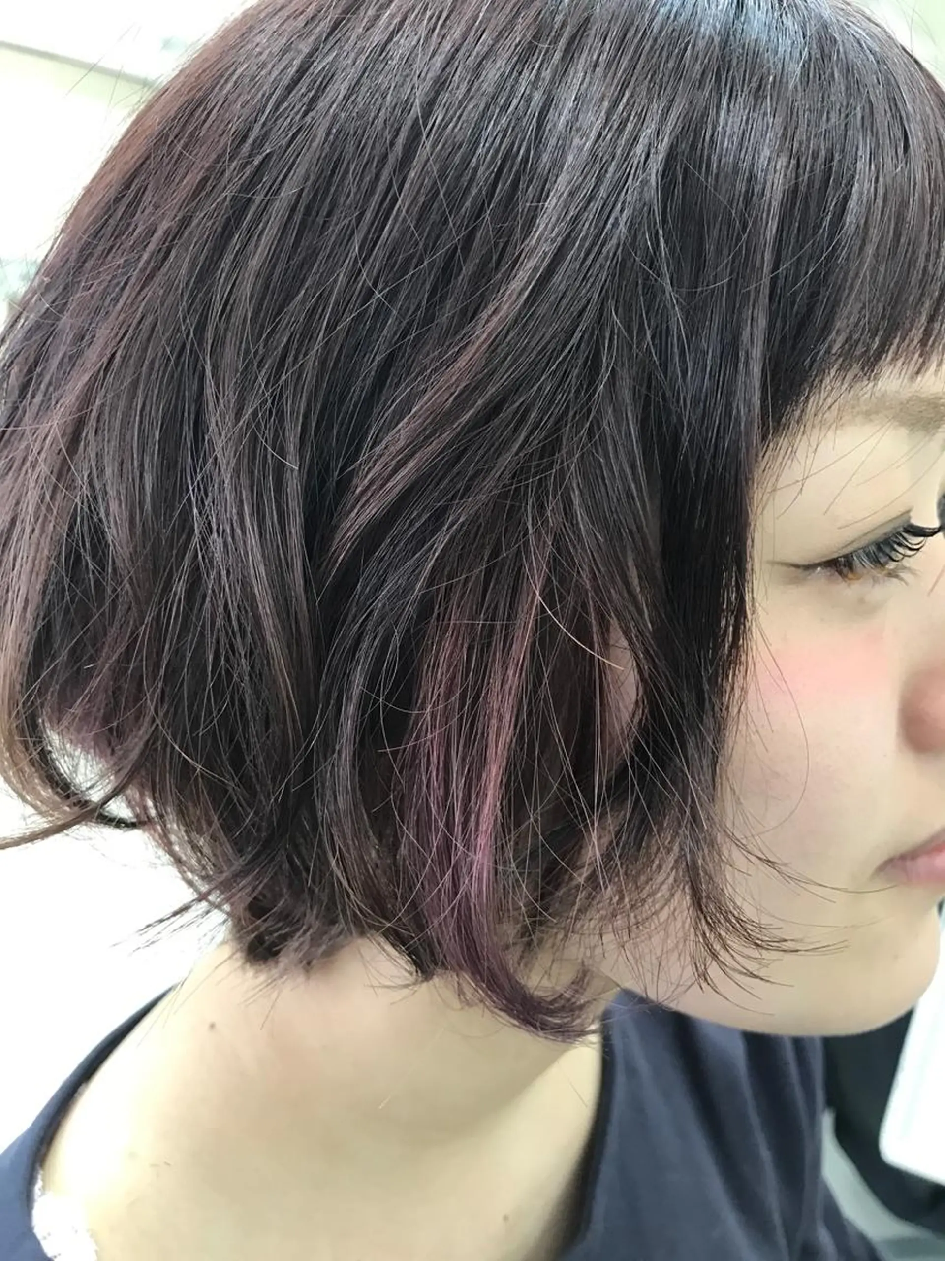ショート カラー パーマ インナーカラー ピンクカラー 艶髪ハイトーンカラー 💘kazueのヘアスタイル