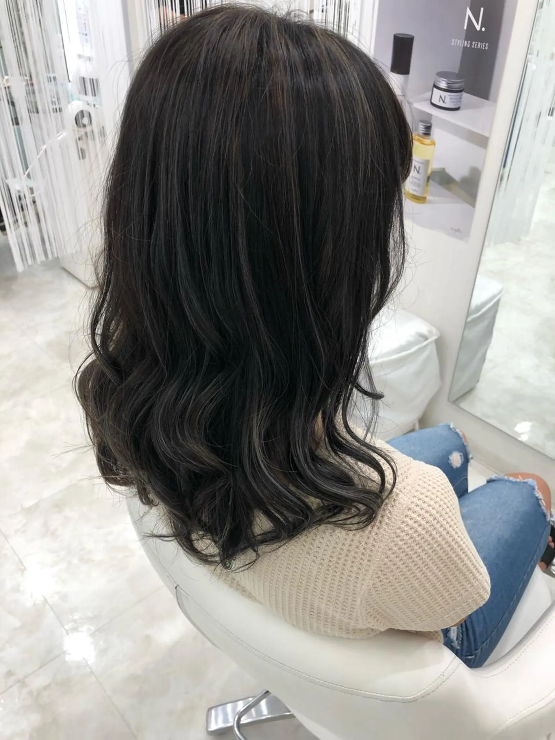 セミロング カラー ハイライトカラー ハイライト hair Freak所属・佐藤 祥太のヘアスタイル