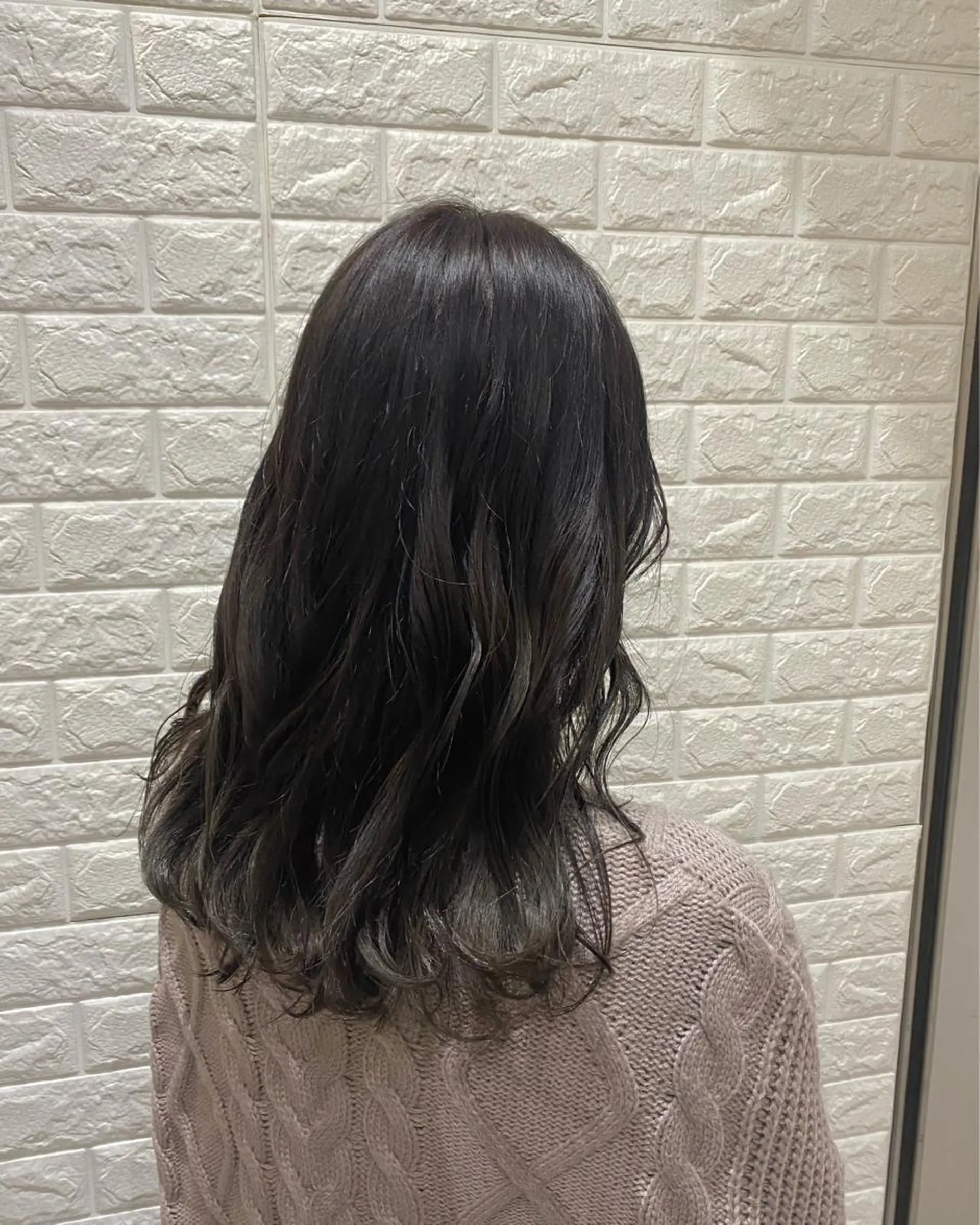 カラー ブリーチ 石野 友唯のヘアスタイル