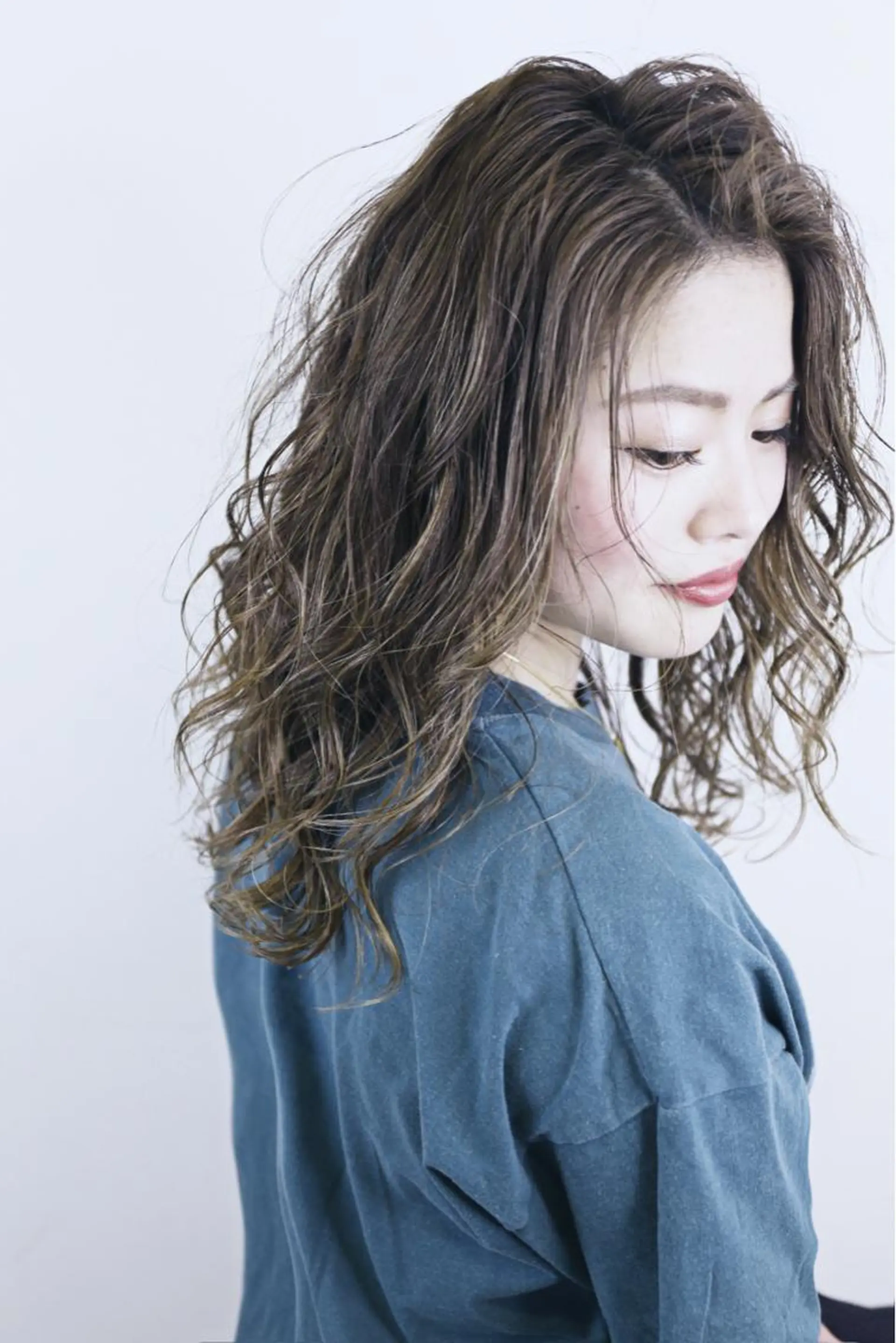 セミロング カラー ハイライトカラー ハイライト カット ヘアカラー 髪質改善/イルミナ/ 城崎のヘアスタイル