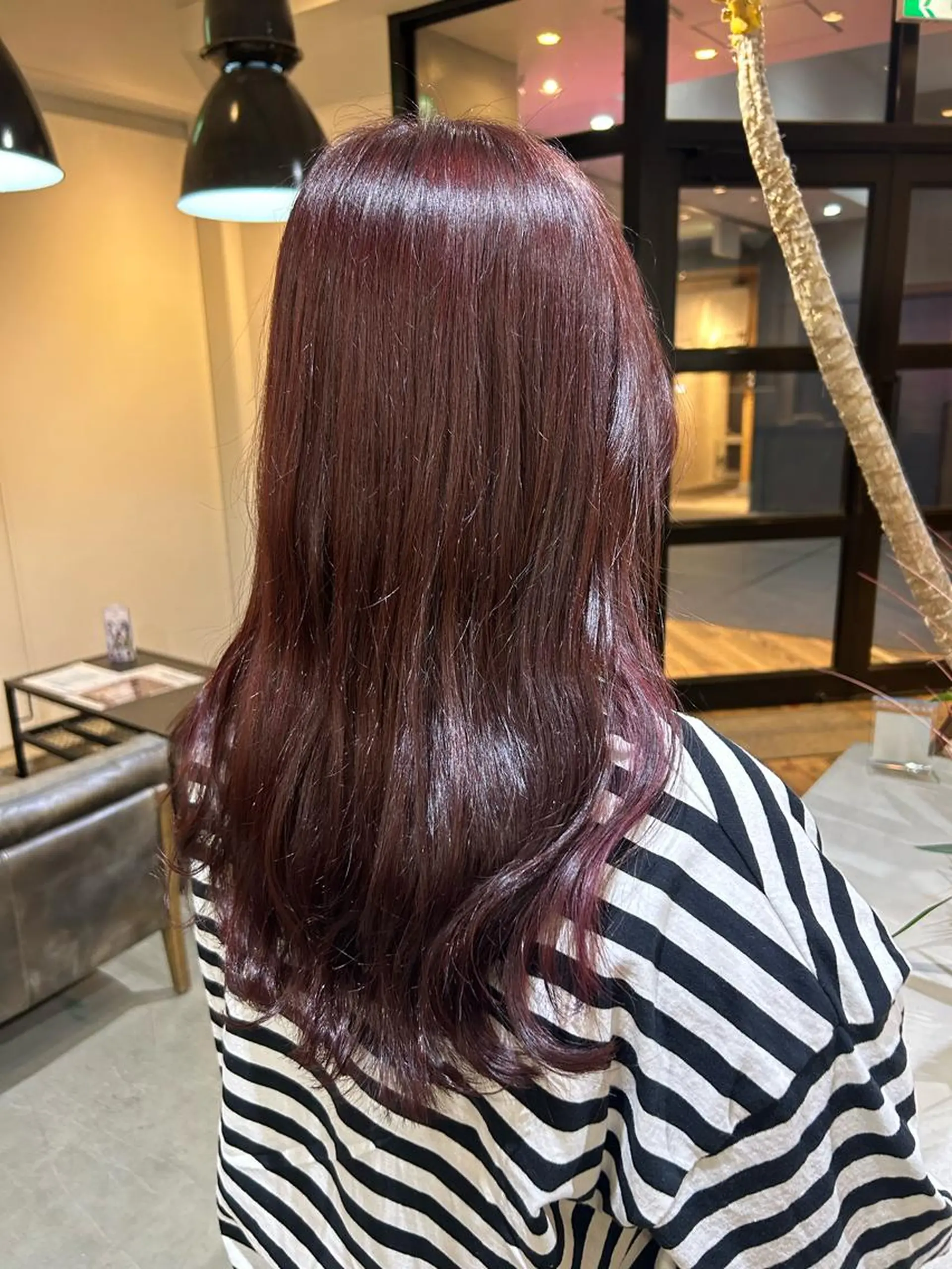 ロング カット ヘアカラー トリートメント 艶髪/髪質改善 yukaのヘアスタイル