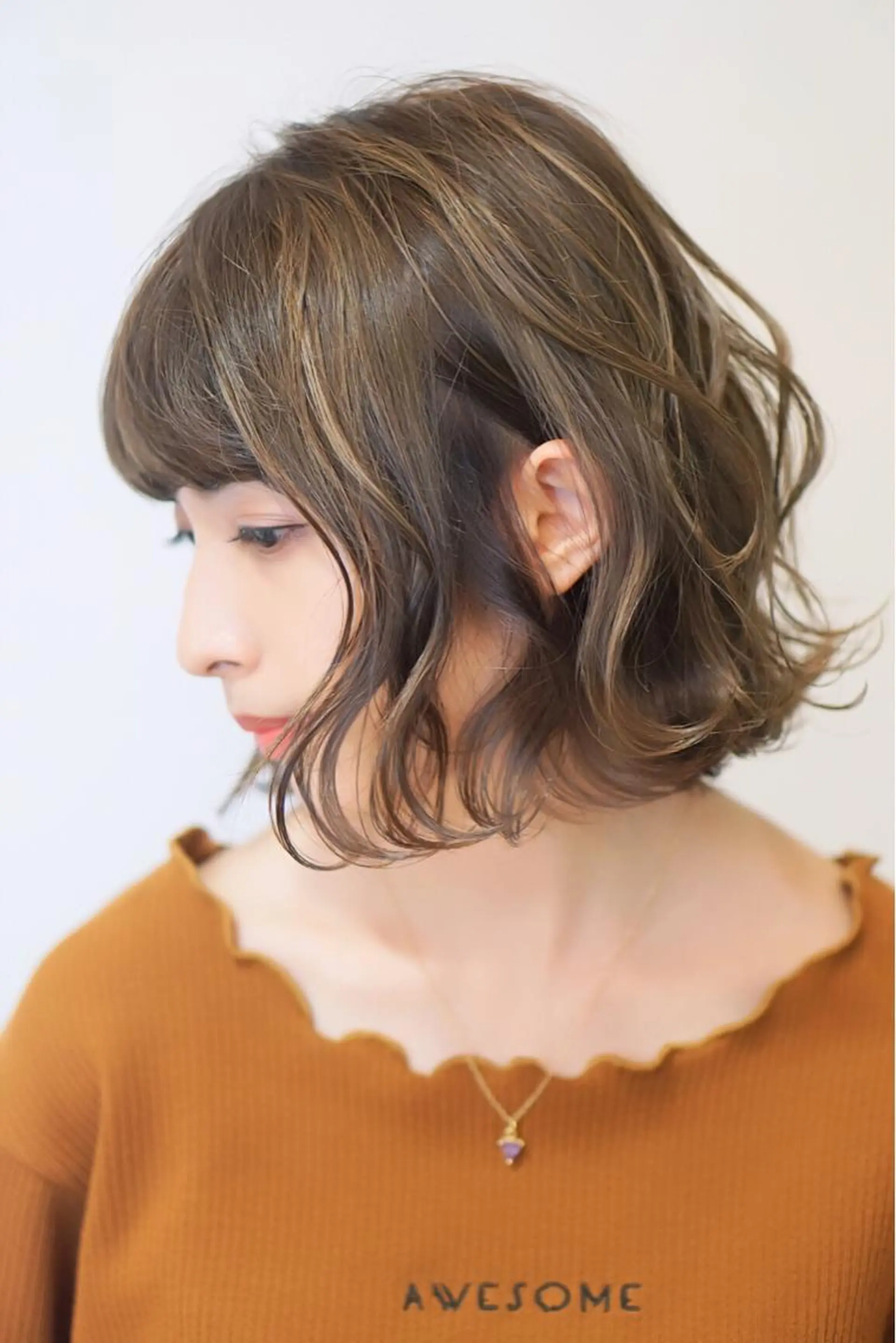 ショート カラー ハイライトカラー ボブ ハイライト 外ハネヘア ディレクター ノナカのヘアスタイル