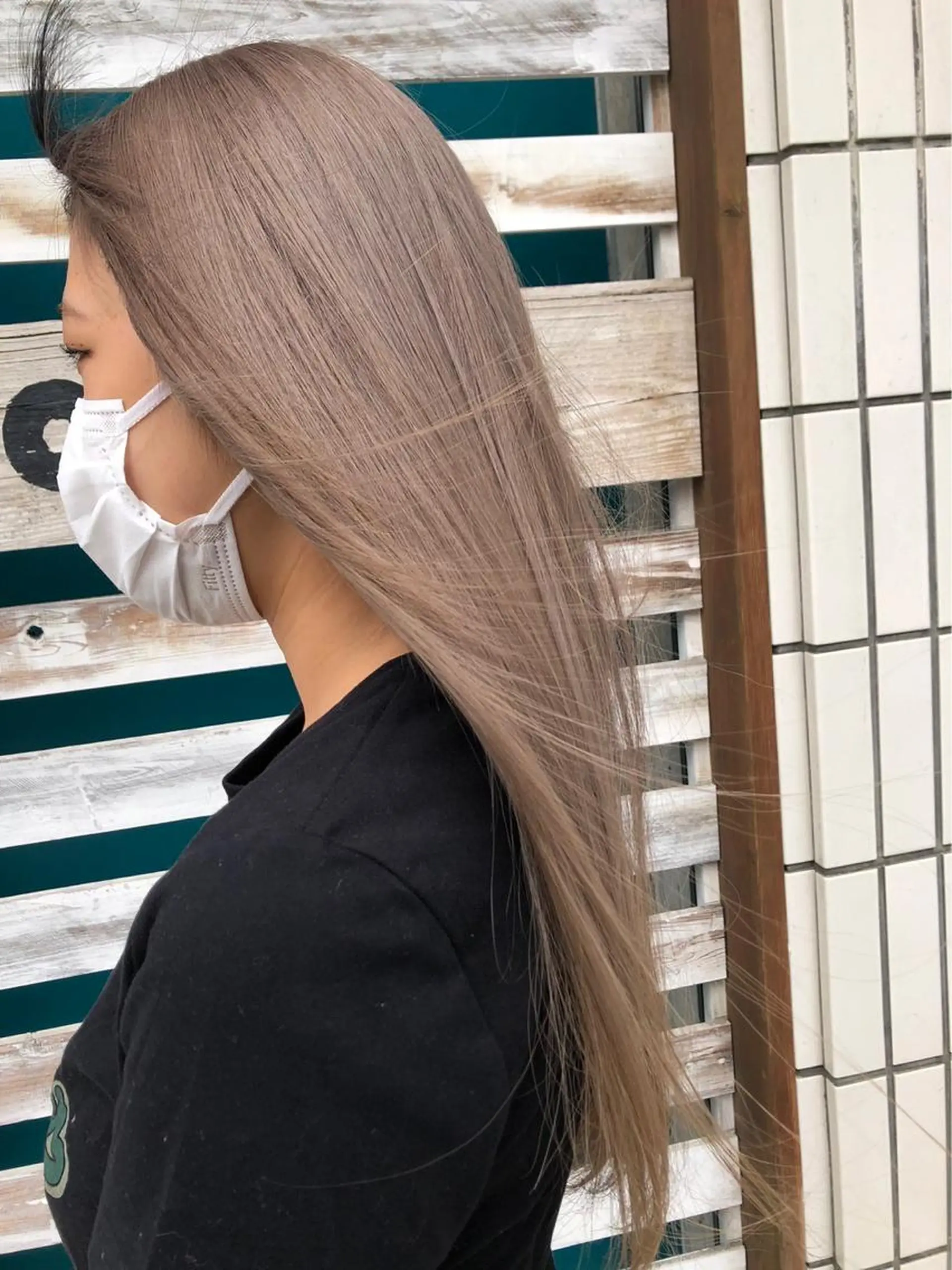 ロング カラー ヘアカラー トリートメント 茅ヶ崎/ハイトーン /レイヤーカットのヘアスタイル