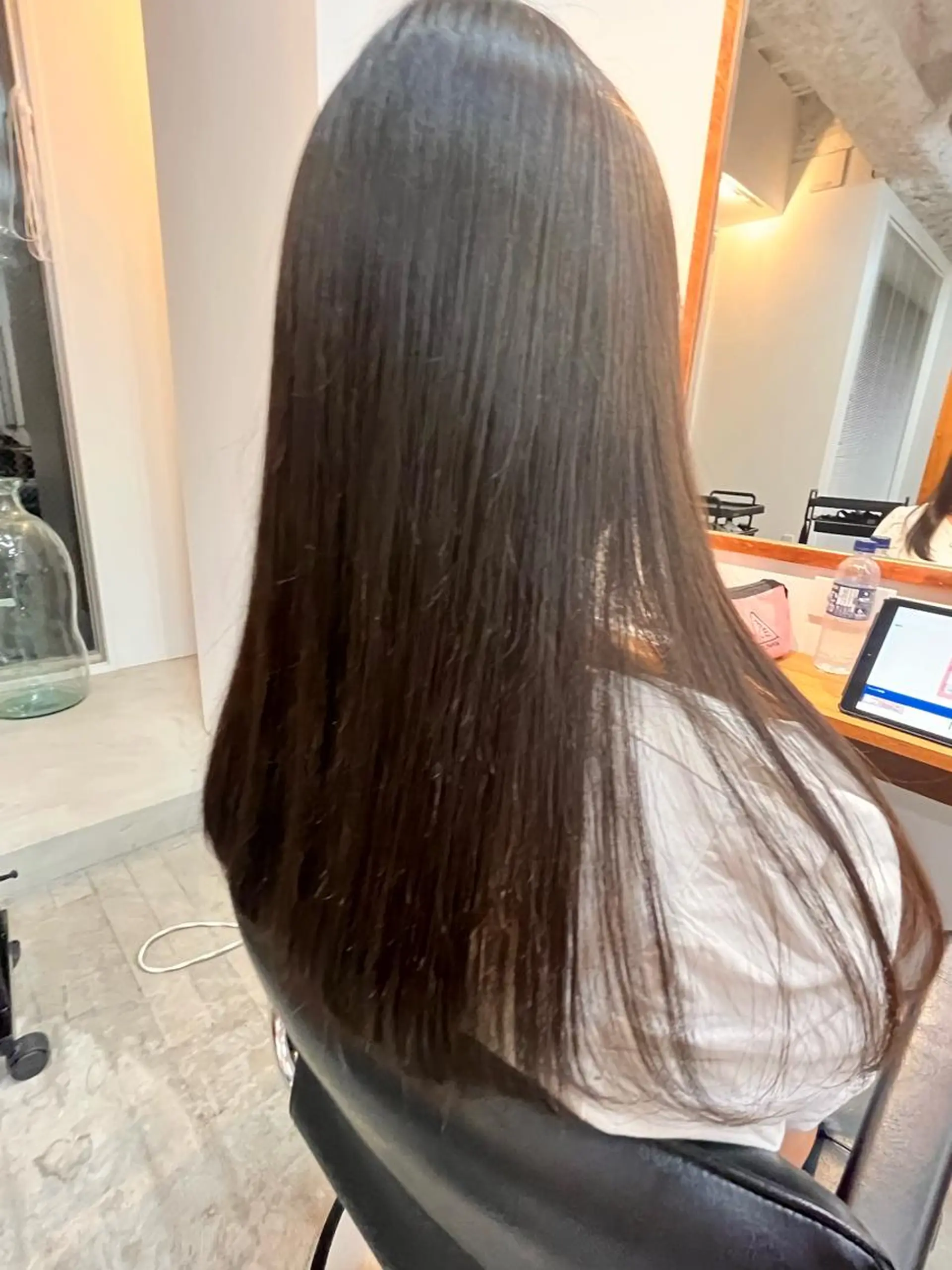 セミロング KOCHAB 中村穂風のヘアスタイル