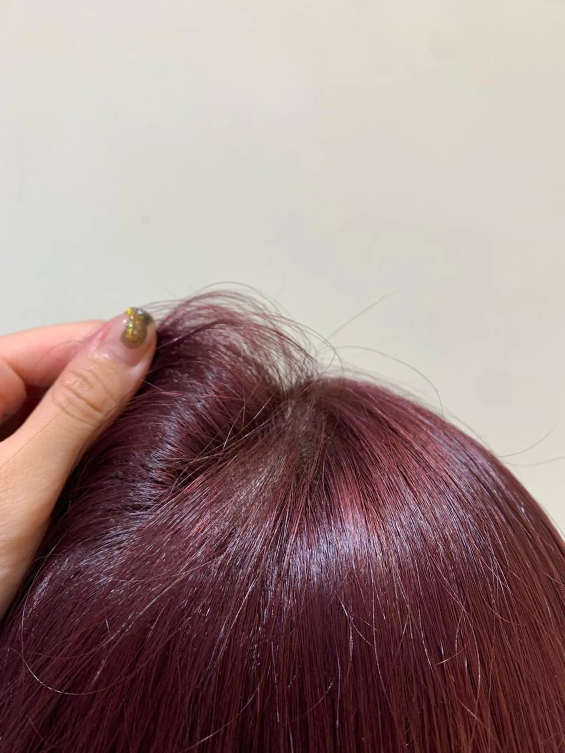 ミディアム ワタナベ アオイのヘアスタイル