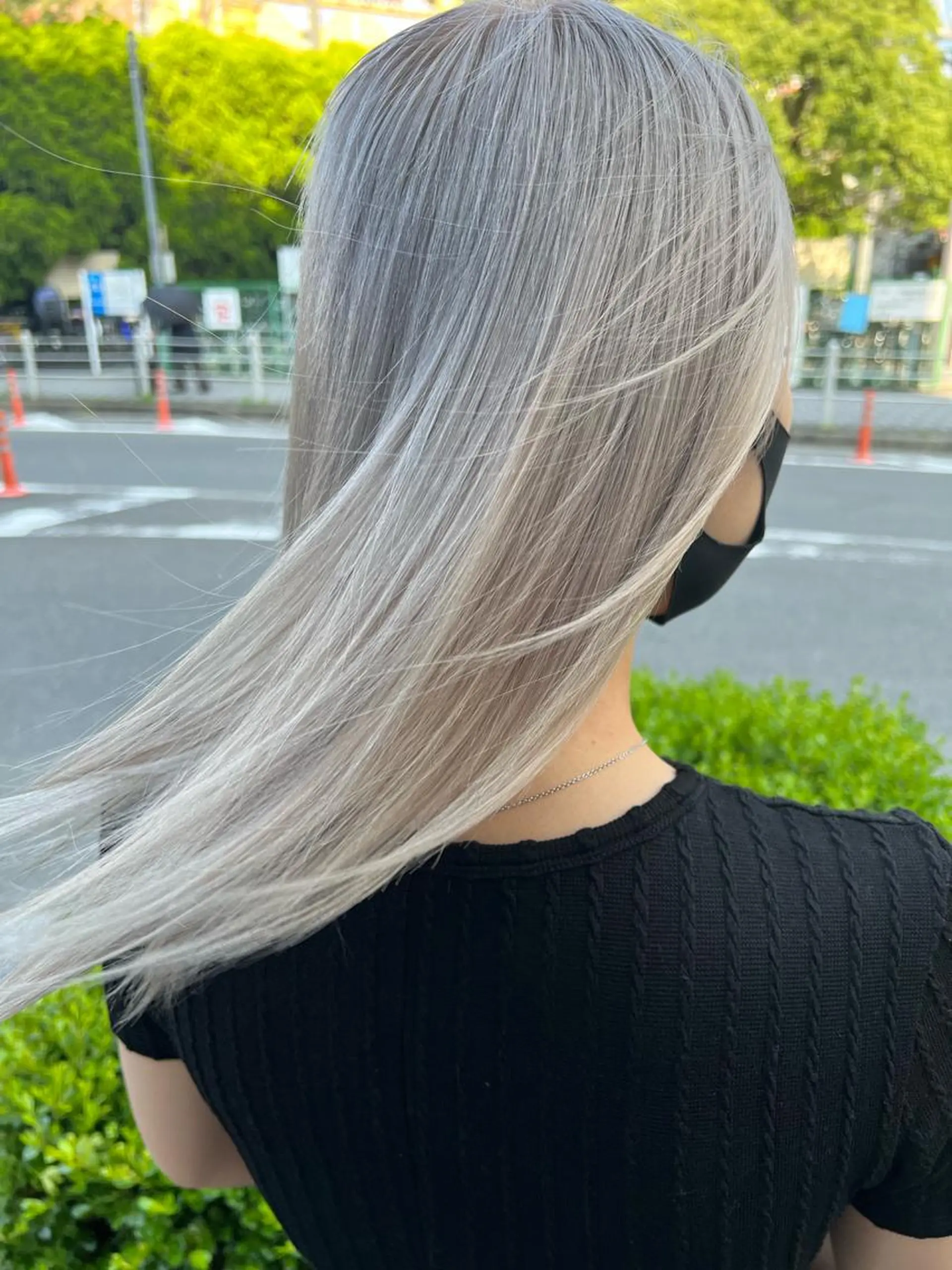 ミディアム カラー mimiiy梅田 中崎町ハイトーンのヘアスタイル