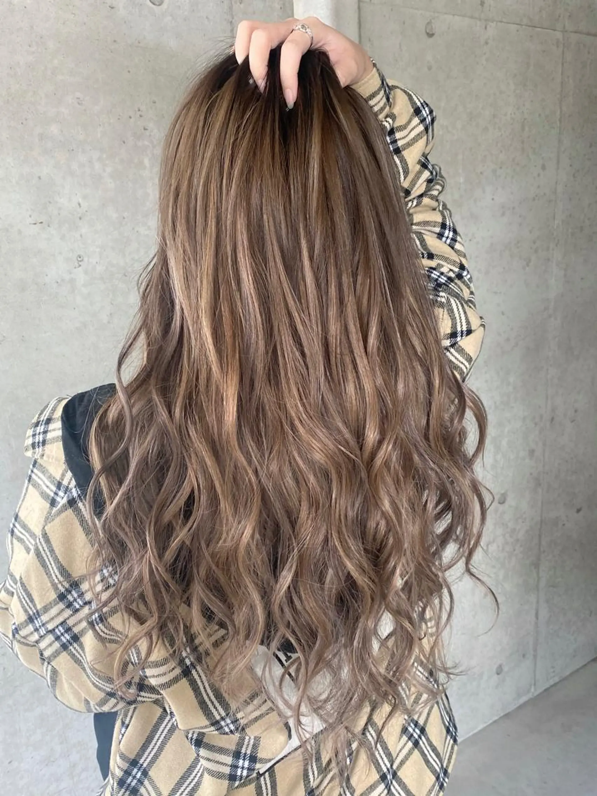 ロング カラー シールエクステ エクステ ヘアカラー エクステ 是枝 さくらのヘアスタイル