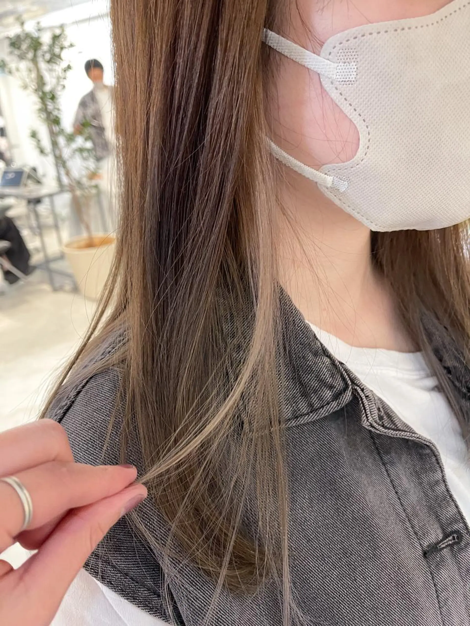 ロング カラー ベージュカラー カット ヘアカラー トリートメント 川本 裕🌿のヘアスタイル