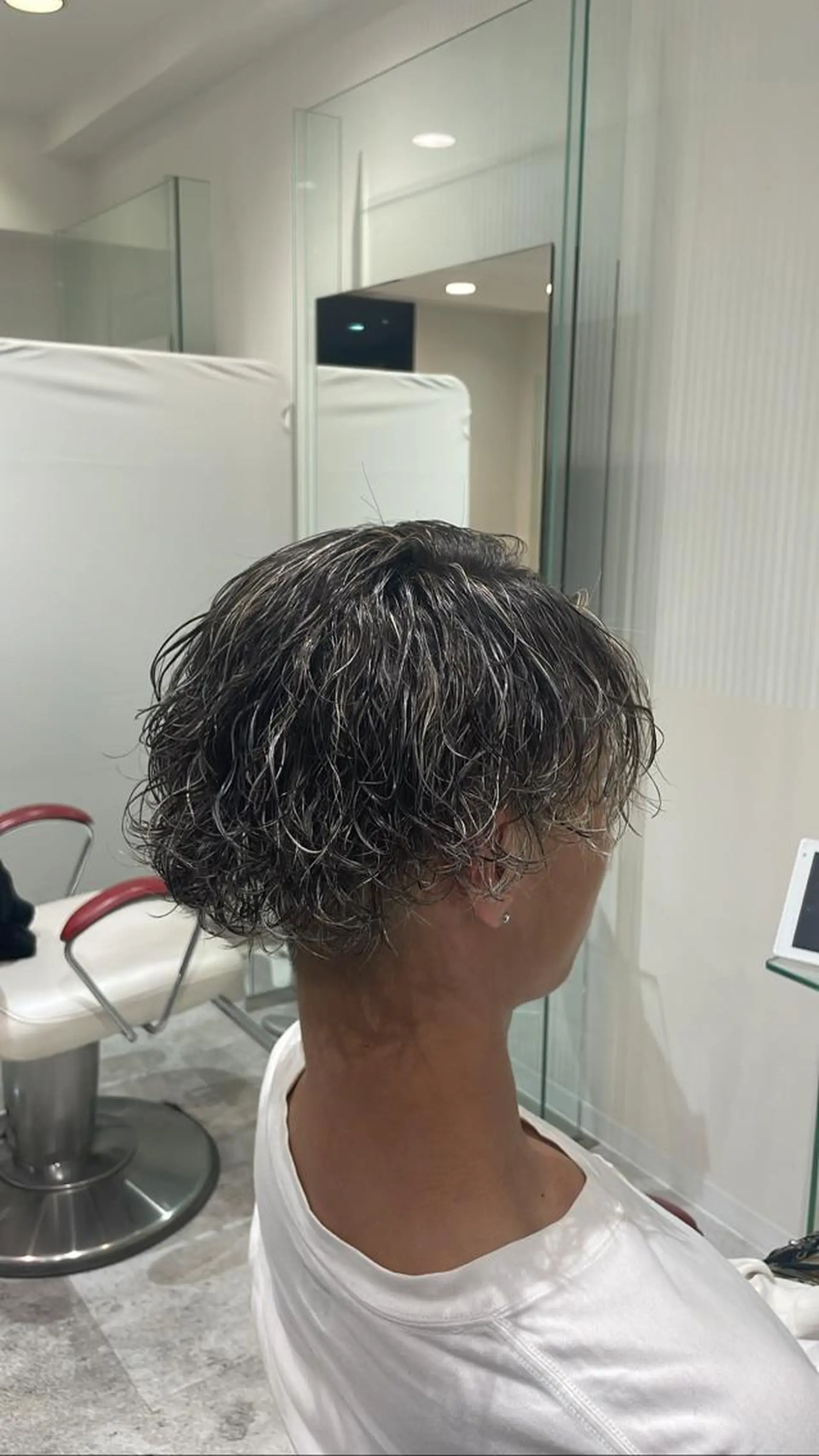 カラー パーマ メンズ メンズハイライト メンズパーマ ハイライトカラー カット パーマ パーマスタイル特化 / ryo🐉のヘアスタイル