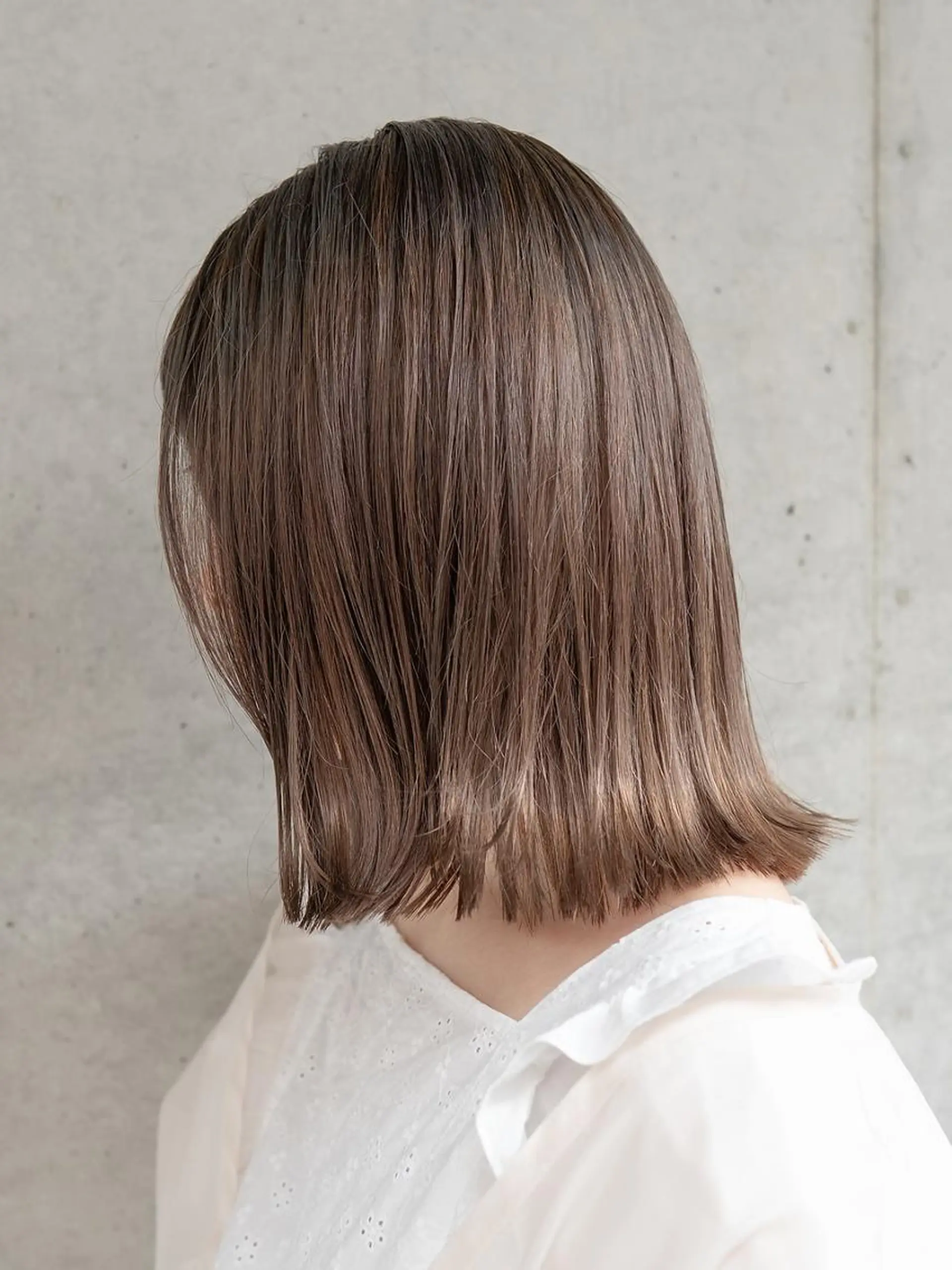 ミディアム SiLO 【シロ】のヘアスタイル