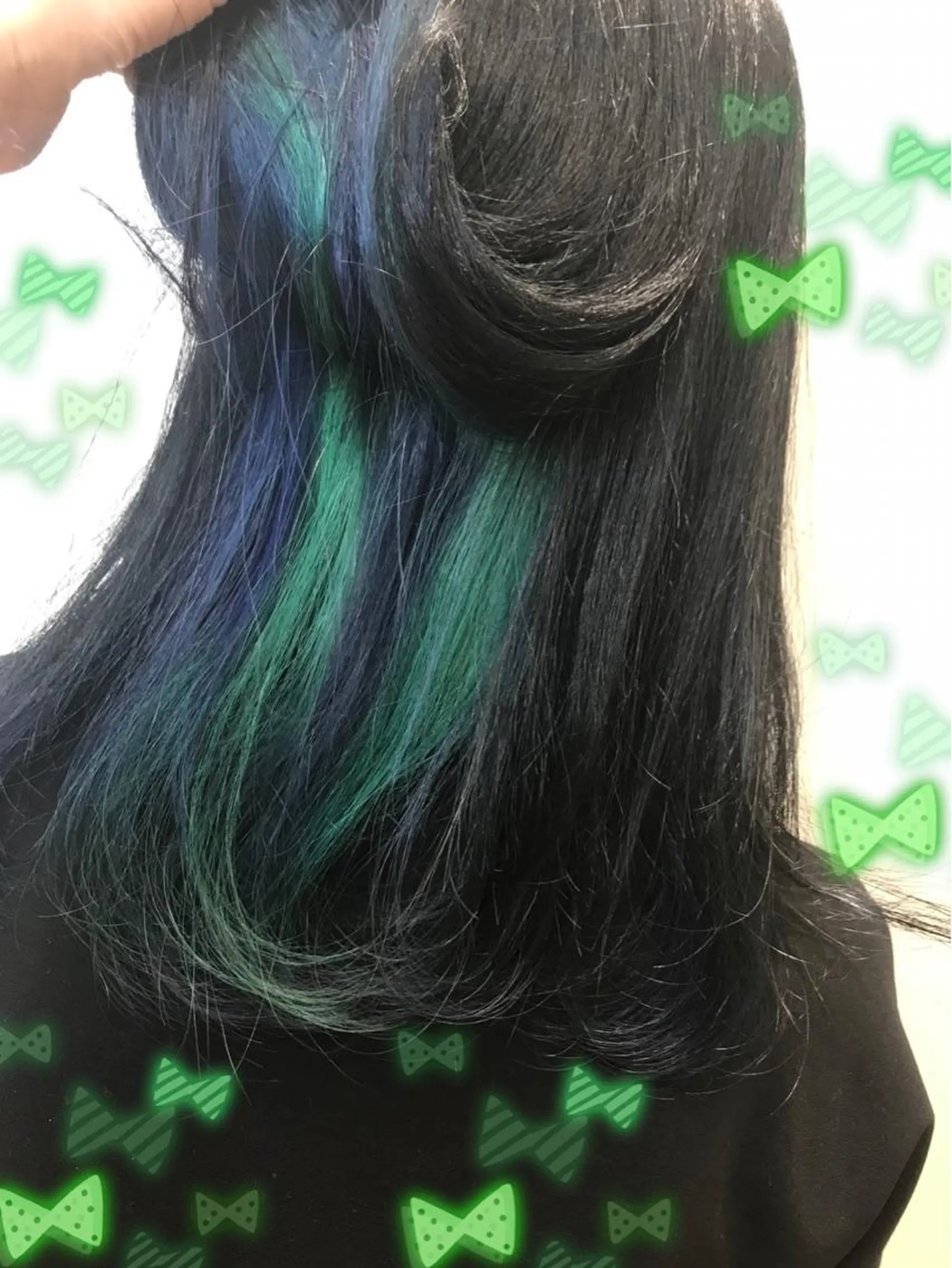 カラー ブルーカラー インナーカラー EMANON新宿東口所属・新宿駅近♡ ♡個室♡三都季🌜のヘアスタイル