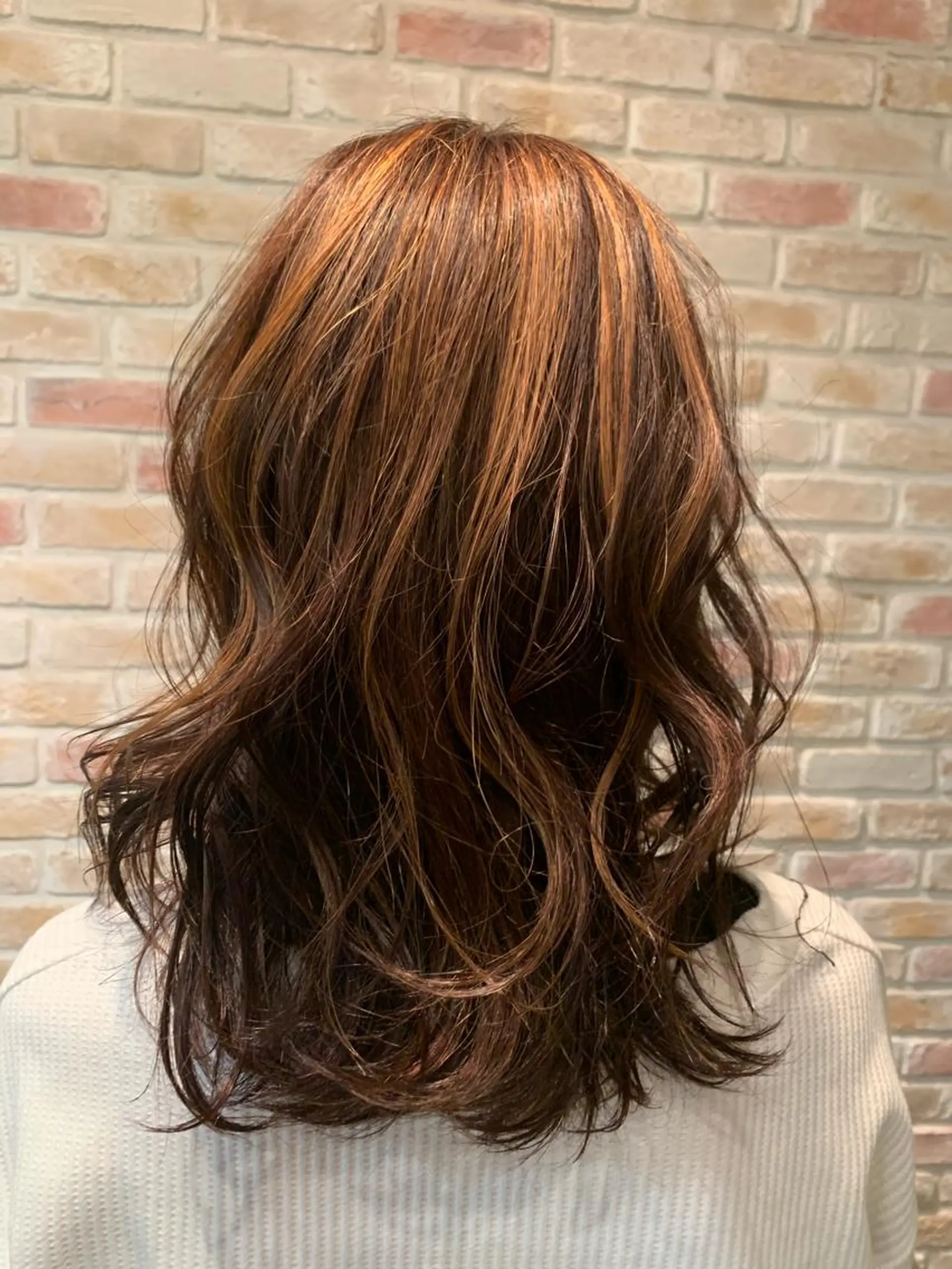 ロング カラー ブリーチ ハイライトカラー ハイライト mono.所属・南茨/ヘッドスパ /カット/momoのヘアスタイル