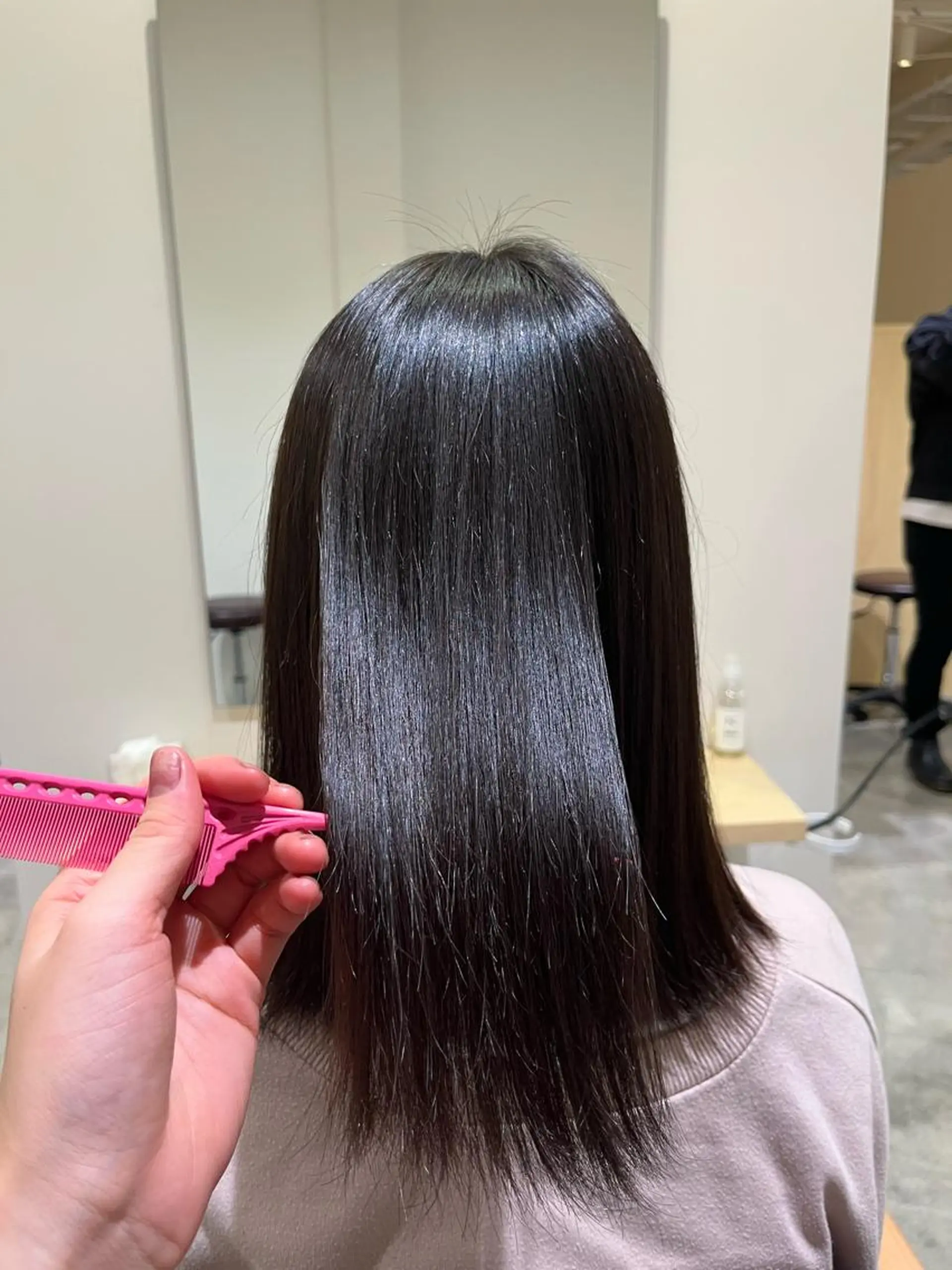 ロング アッシュ ハイライト 髪質改善 縮毛矯正 🌼あんなtrend color🌼のヘアスタイル