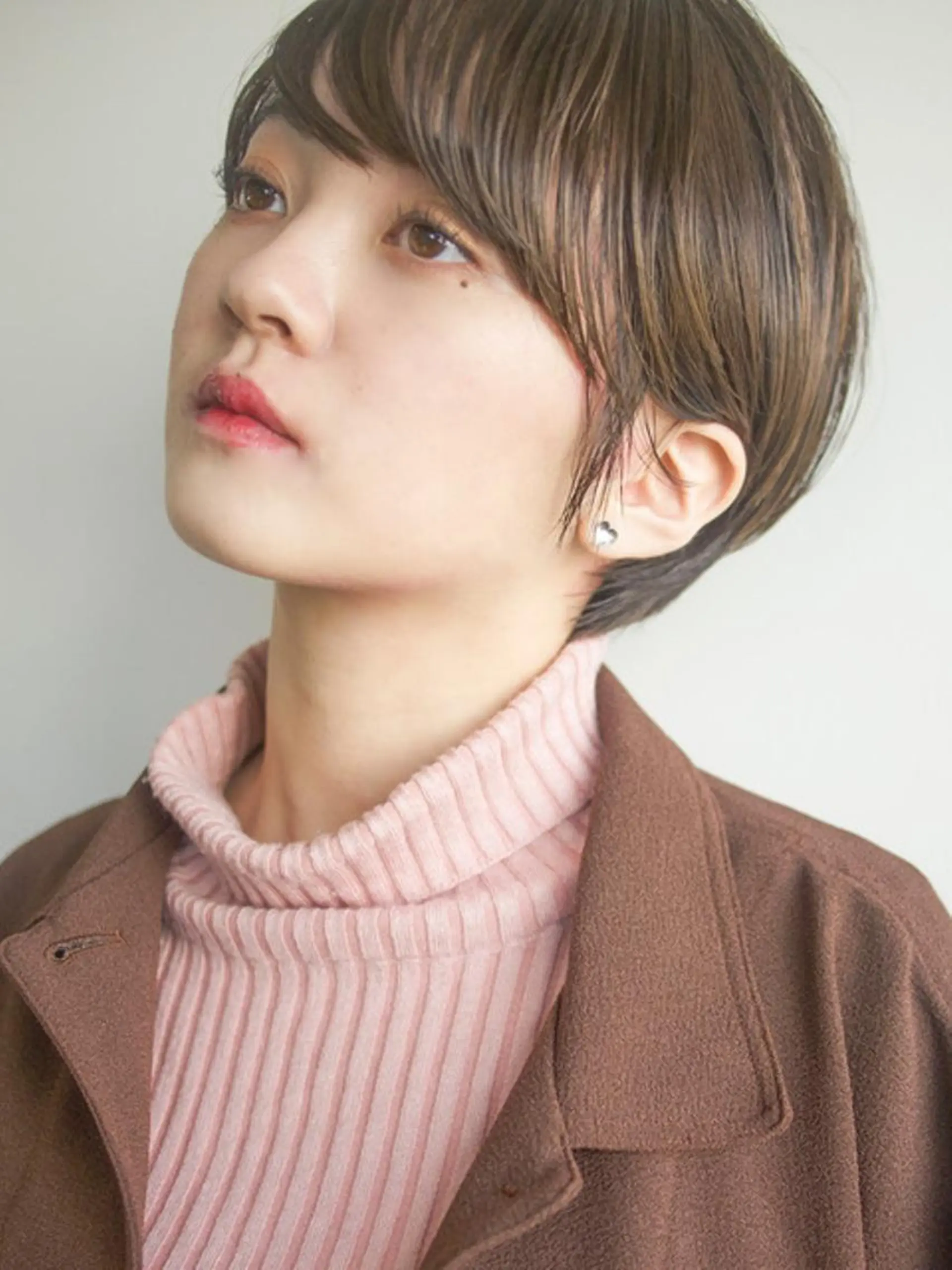 ショート ショートヘア nuu所属・💜ショート💜 ウルフ、ボブ二色亜美のヘアスタイル