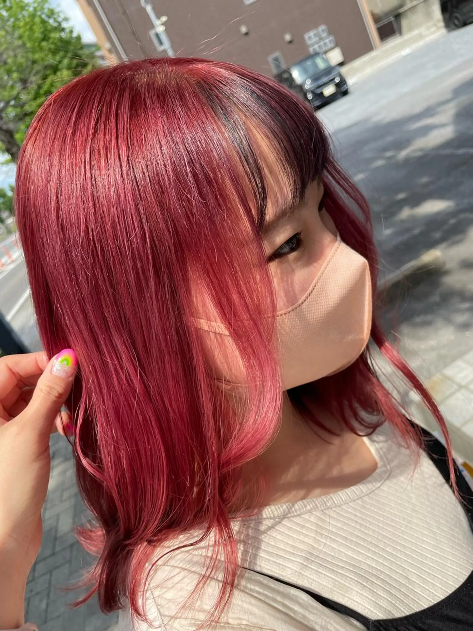 カラー インナーカラー オレンジ ピンクカラー レッドカラー オノ アカネのヘアスタイル