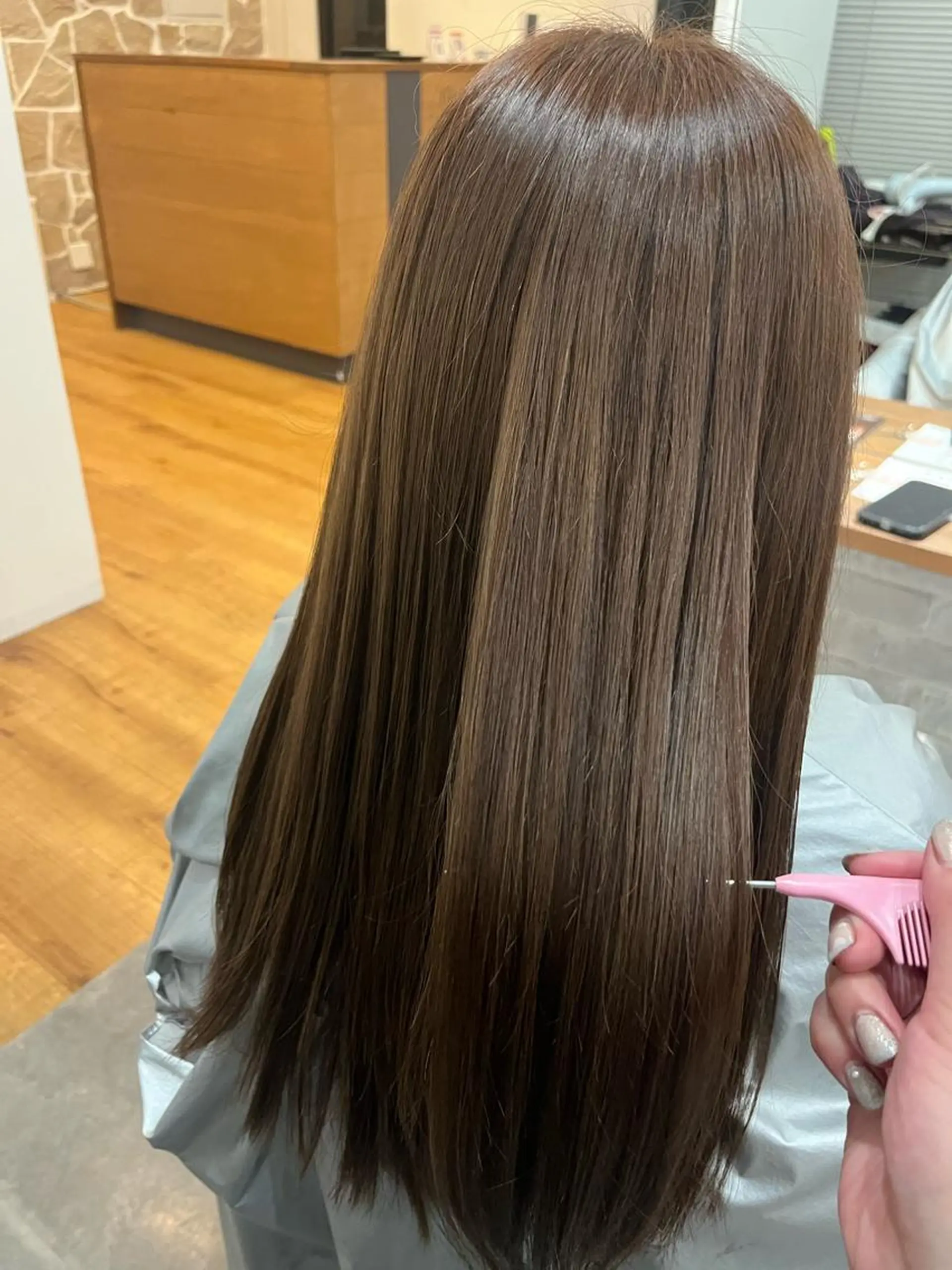 カラー 藤原 智恵のヘアスタイル