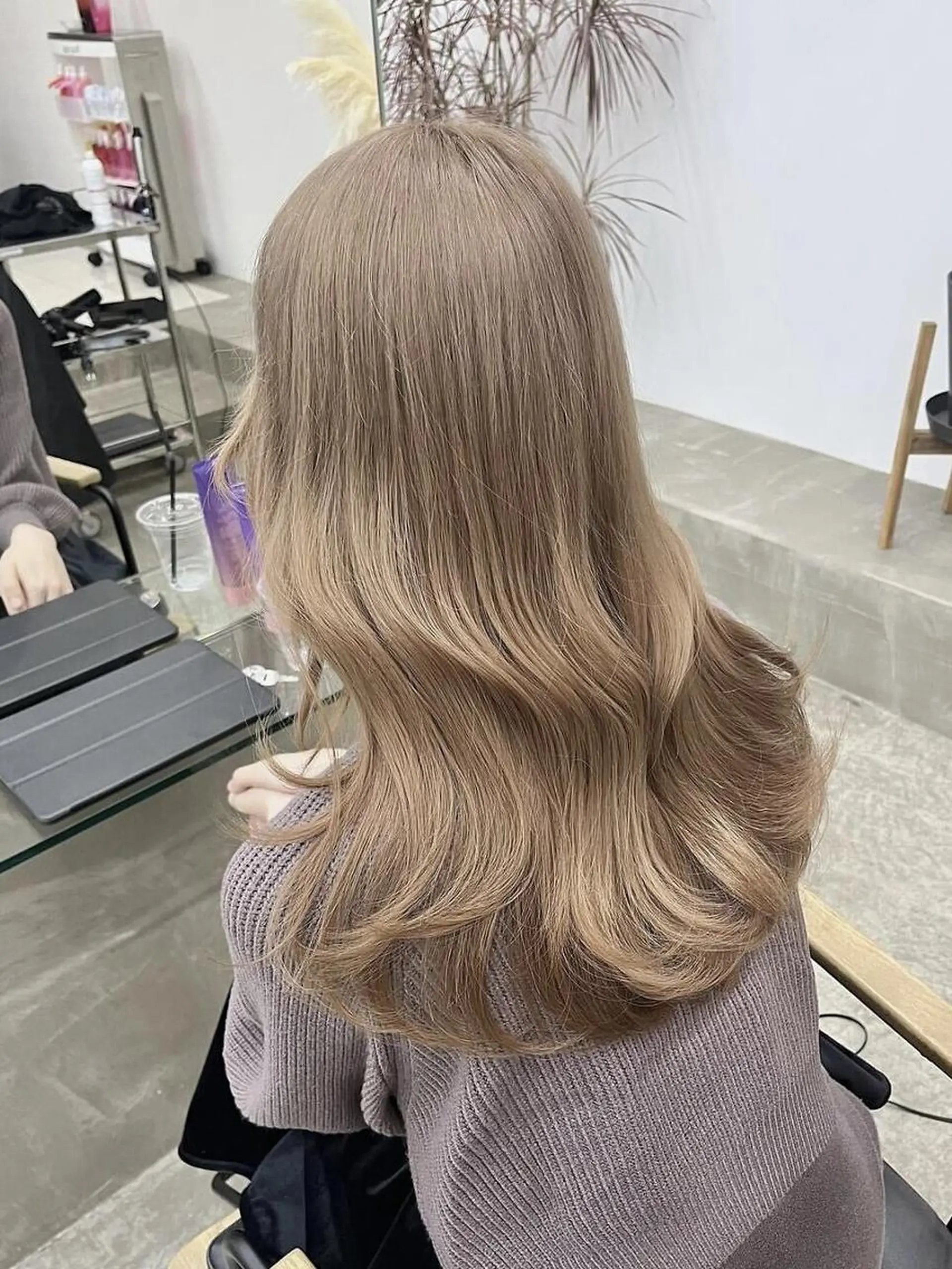 ミディアム カラー ヘアカラー Nought etre 西金沢のヘアスタイル