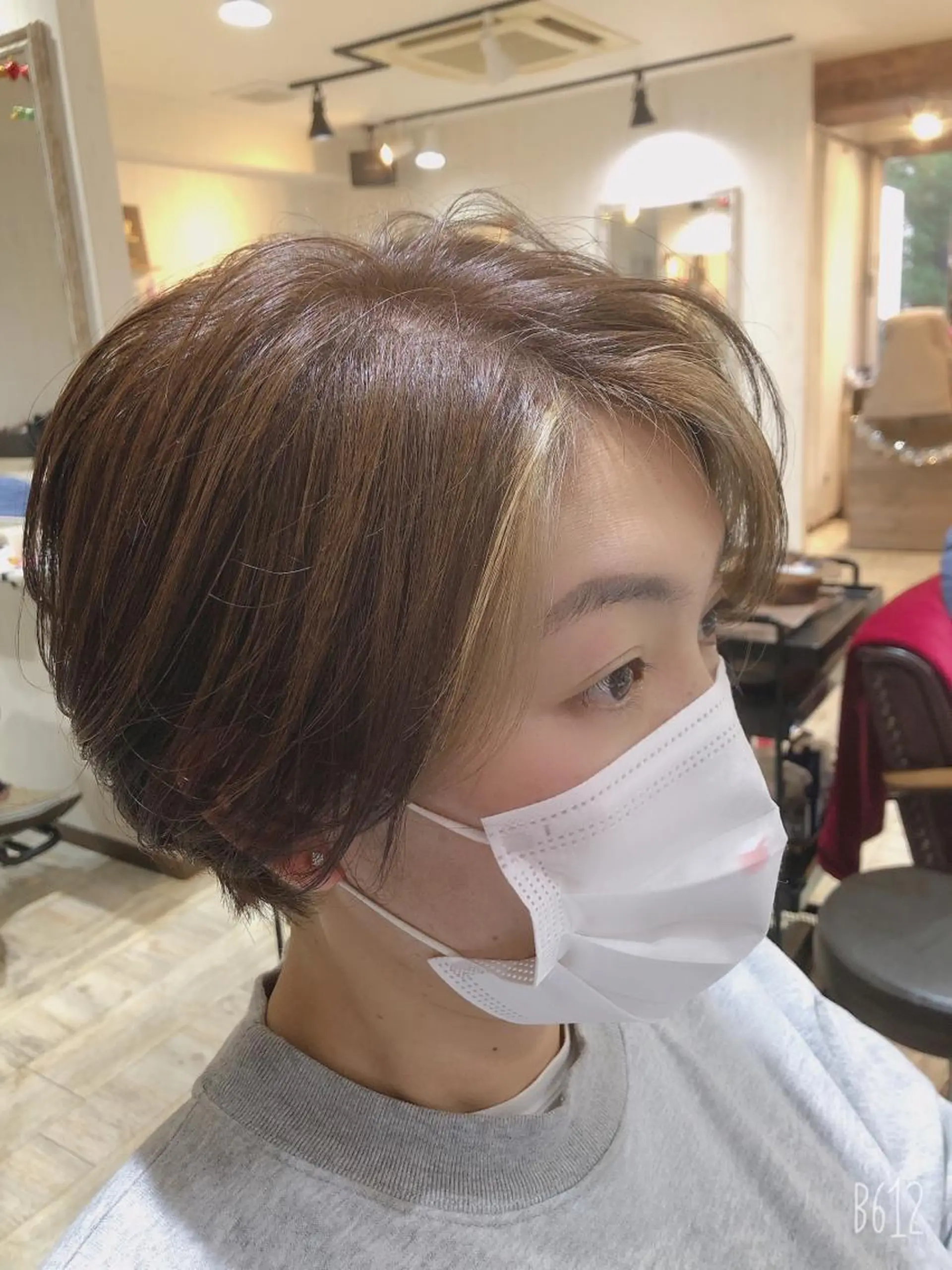 ショート カラー ミストバング  フェイスフレーミング ヘアカラー トリートメント 【垢抜け大人髪】 TIARA西山のヘアスタイル
