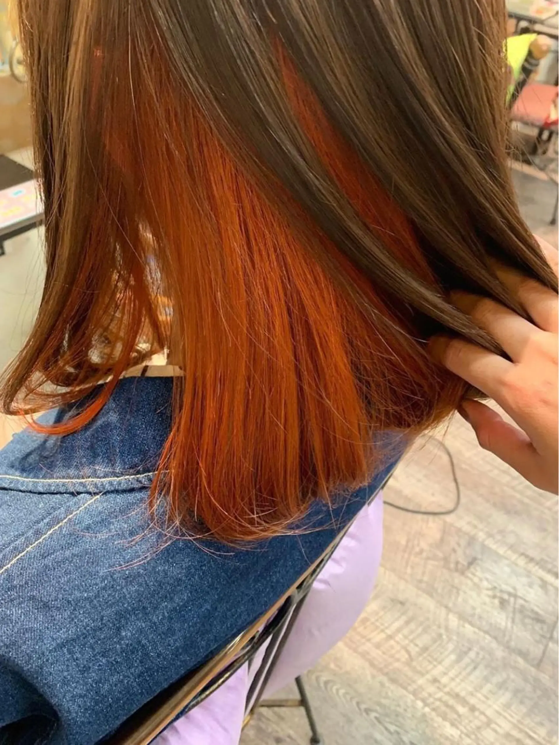 セミロング カラー オレンジ 🌈艶髪　矯正 川崎　海🌈のヘアスタイル