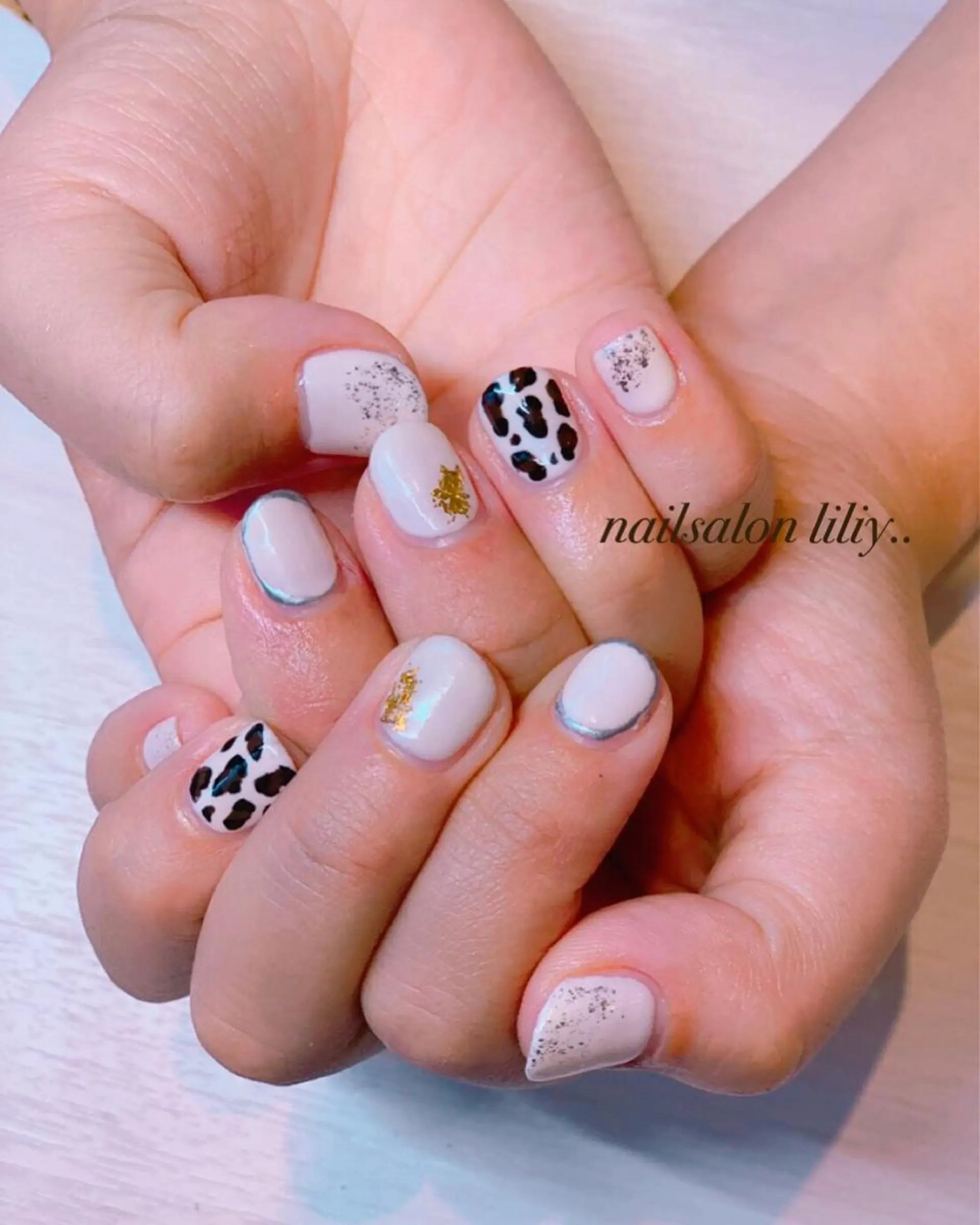 ネイル TERAI ERINAの眉毛・アイブロウイメージ