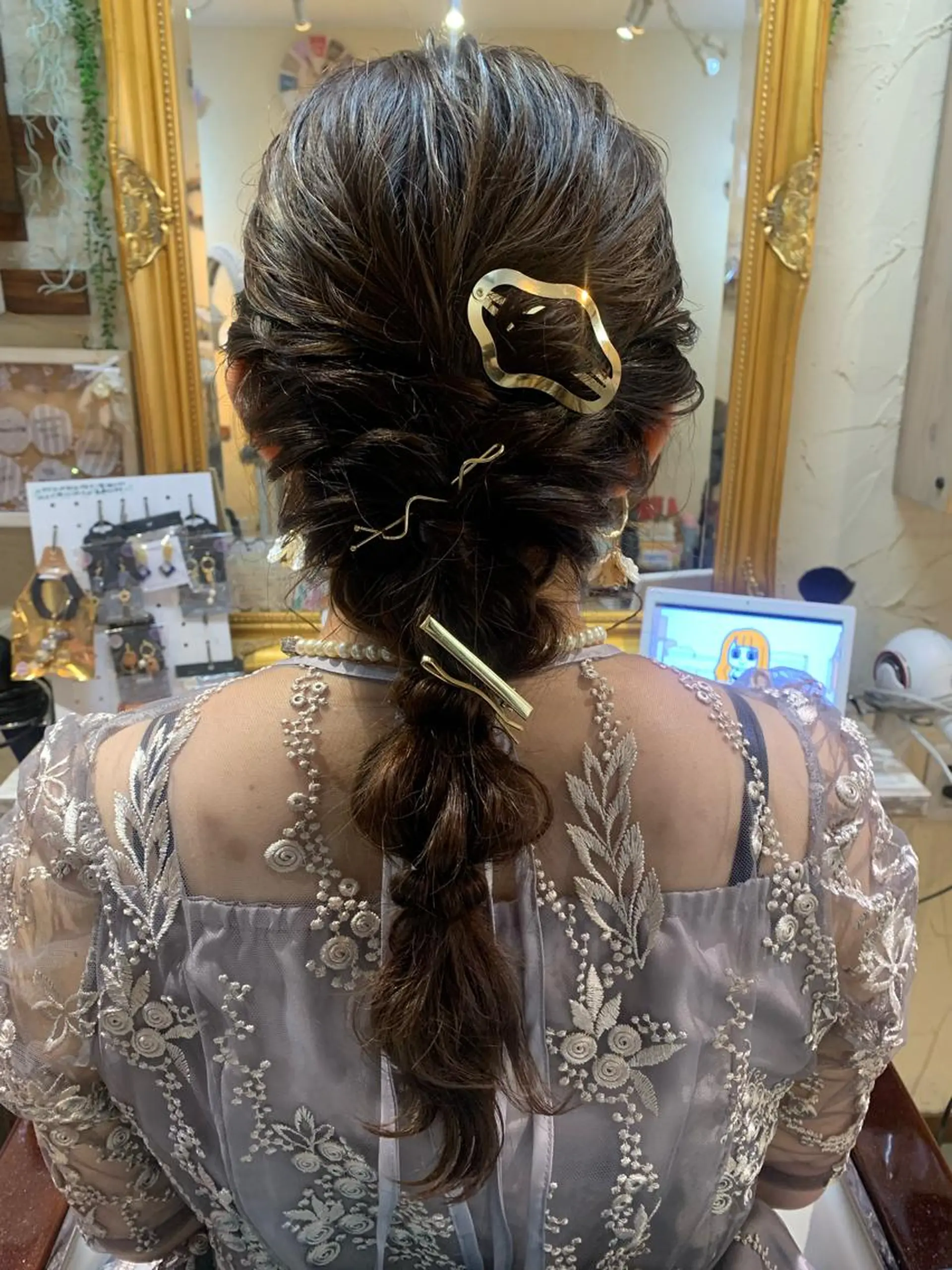 セミロング ヘアアレンジ ヘアセット 林 友美のヘアスタイル