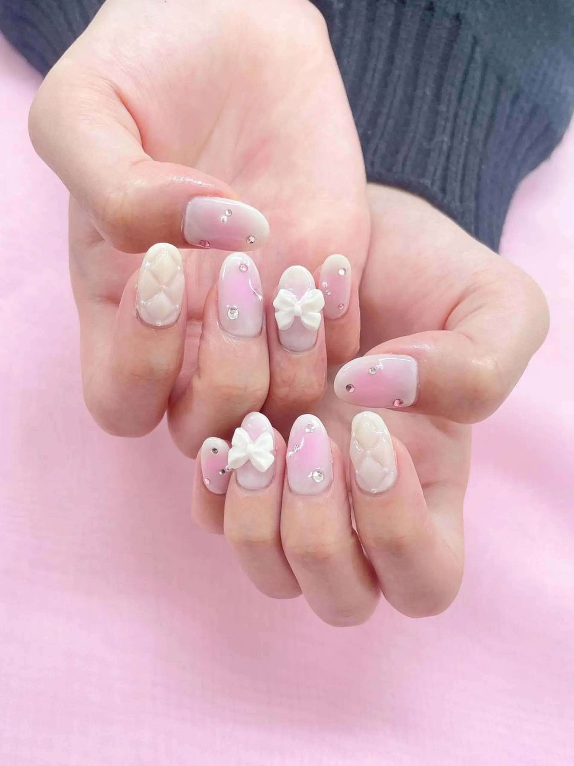 ネイル チークネイル ハンドネイル 五十嵐 美智のネイルデザイン