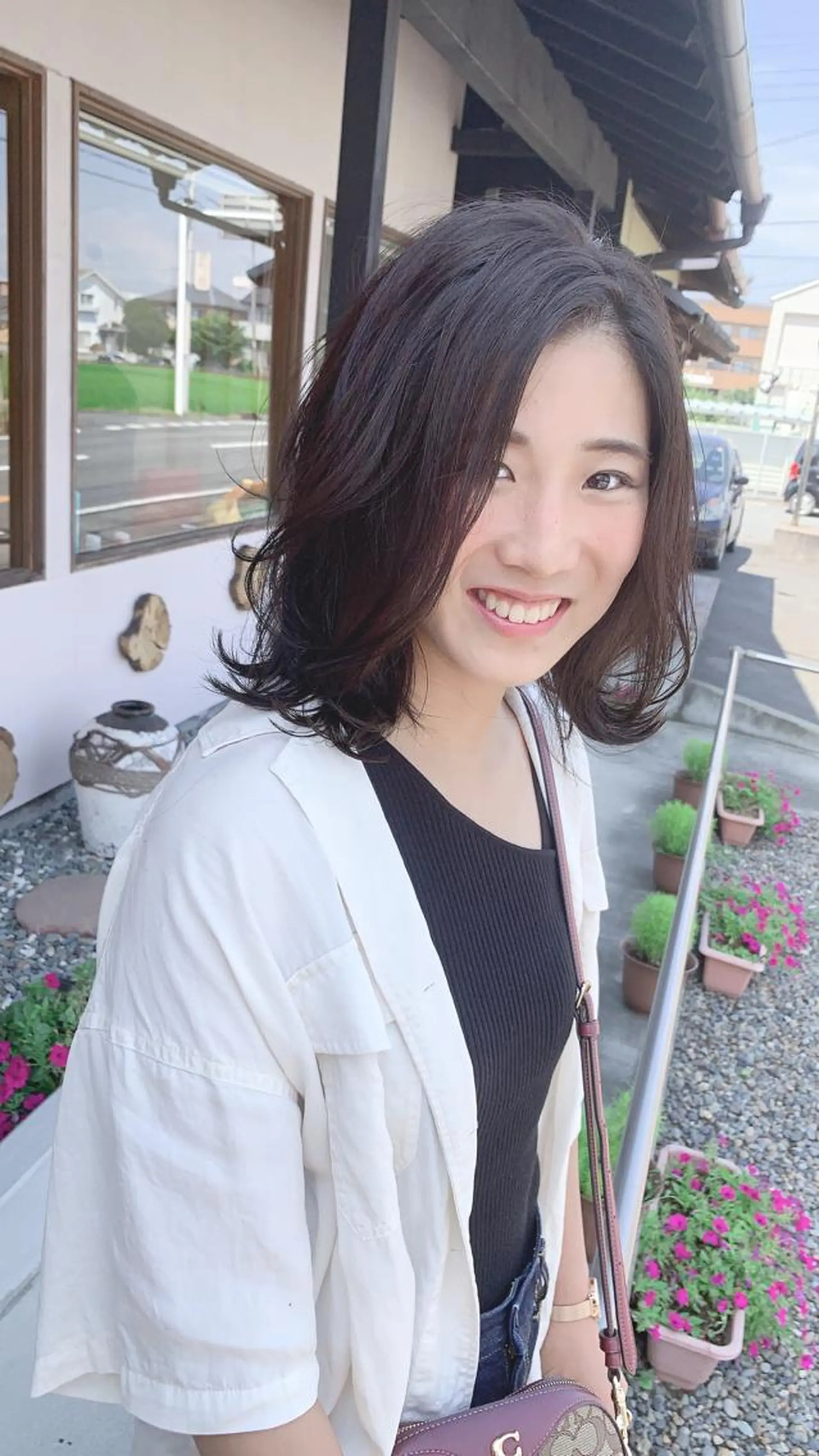 ミディアム ボブレイヤー ボブ レイヤーカット ローレイヤー 外ハネヘア 狩野 純一郎のヘアスタイル