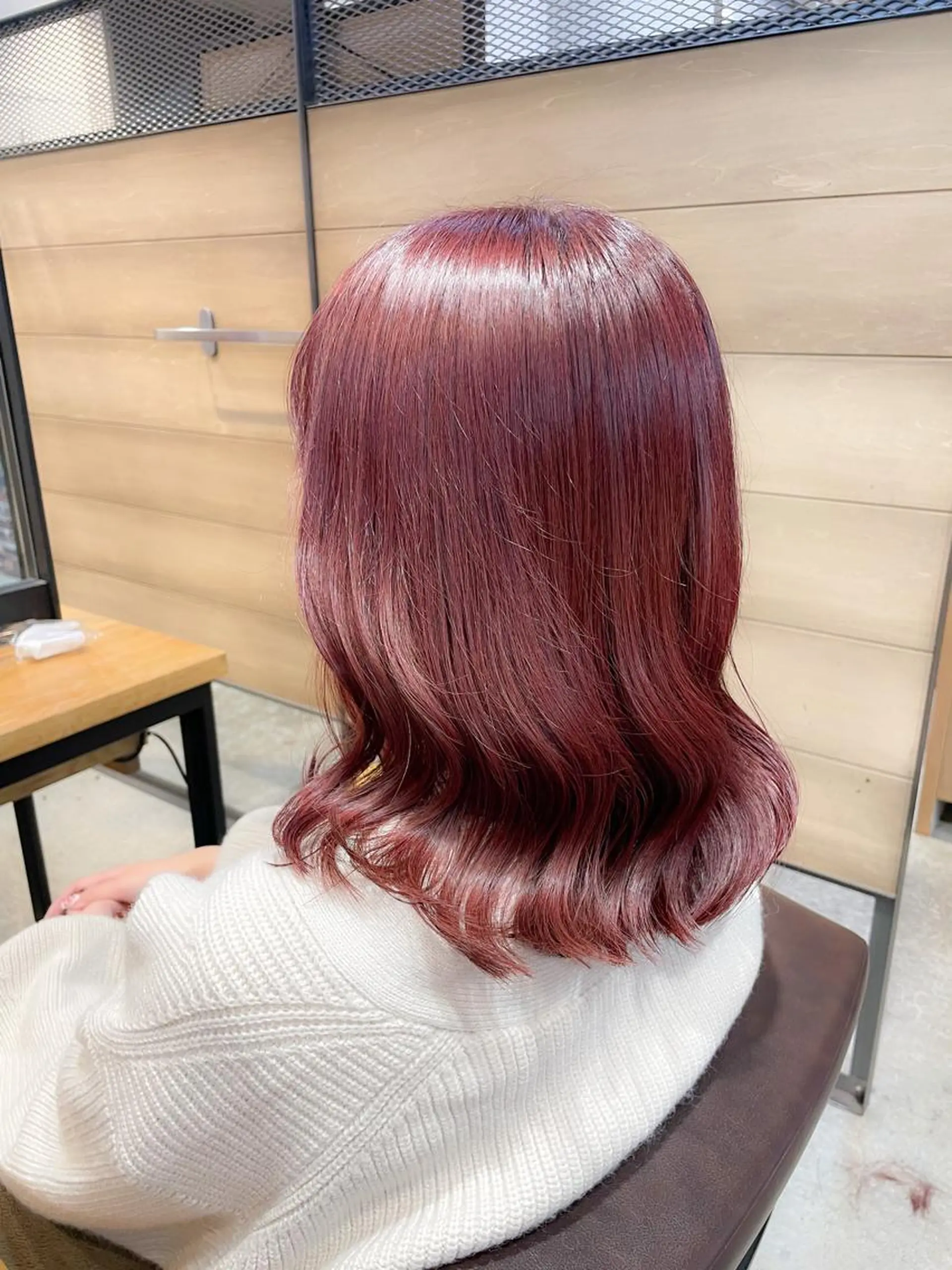 ミディアム カラー ヘアカラー トリートメント youres hair 髪質改善トリートメント&ヘッドスパ  新宿三丁目店【ユアーズヘア】所属・🦋透明感カラー 👑NODOKA🦋のヘアスタイル
