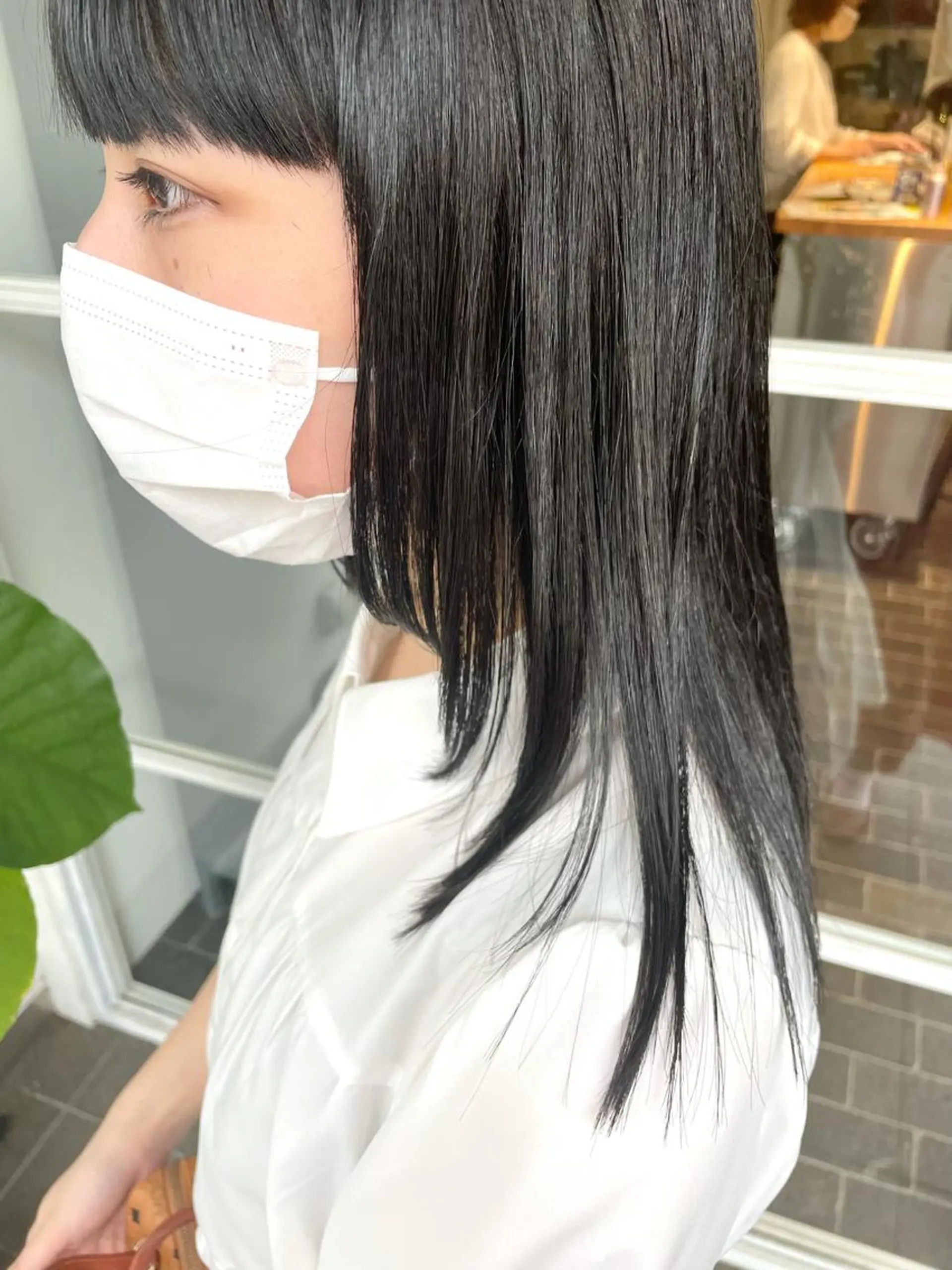 セミロング カラー 黒髪 ブルーカラー ブルーブラック レイヤーカット 🌈🌸あおき みちる🌟💗のヘアスタイル
