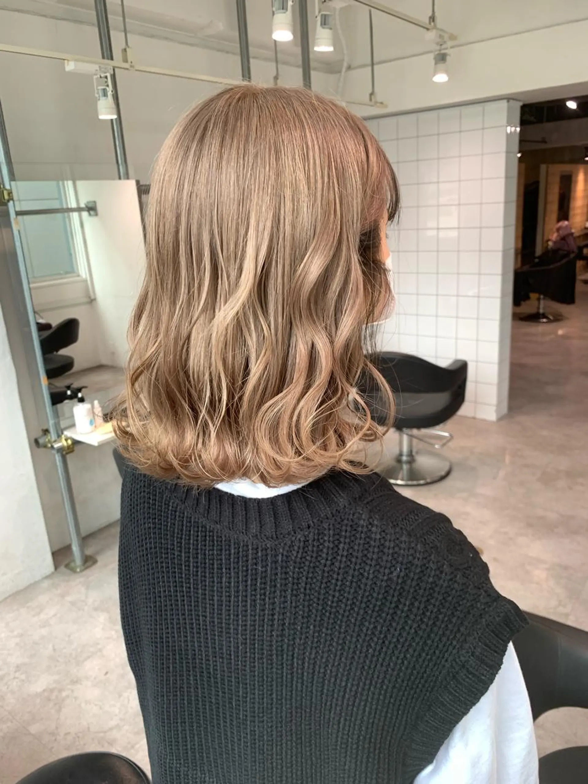 ミディアム くすみミルクティー/ ブラウン🪡TOWAのヘアスタイル