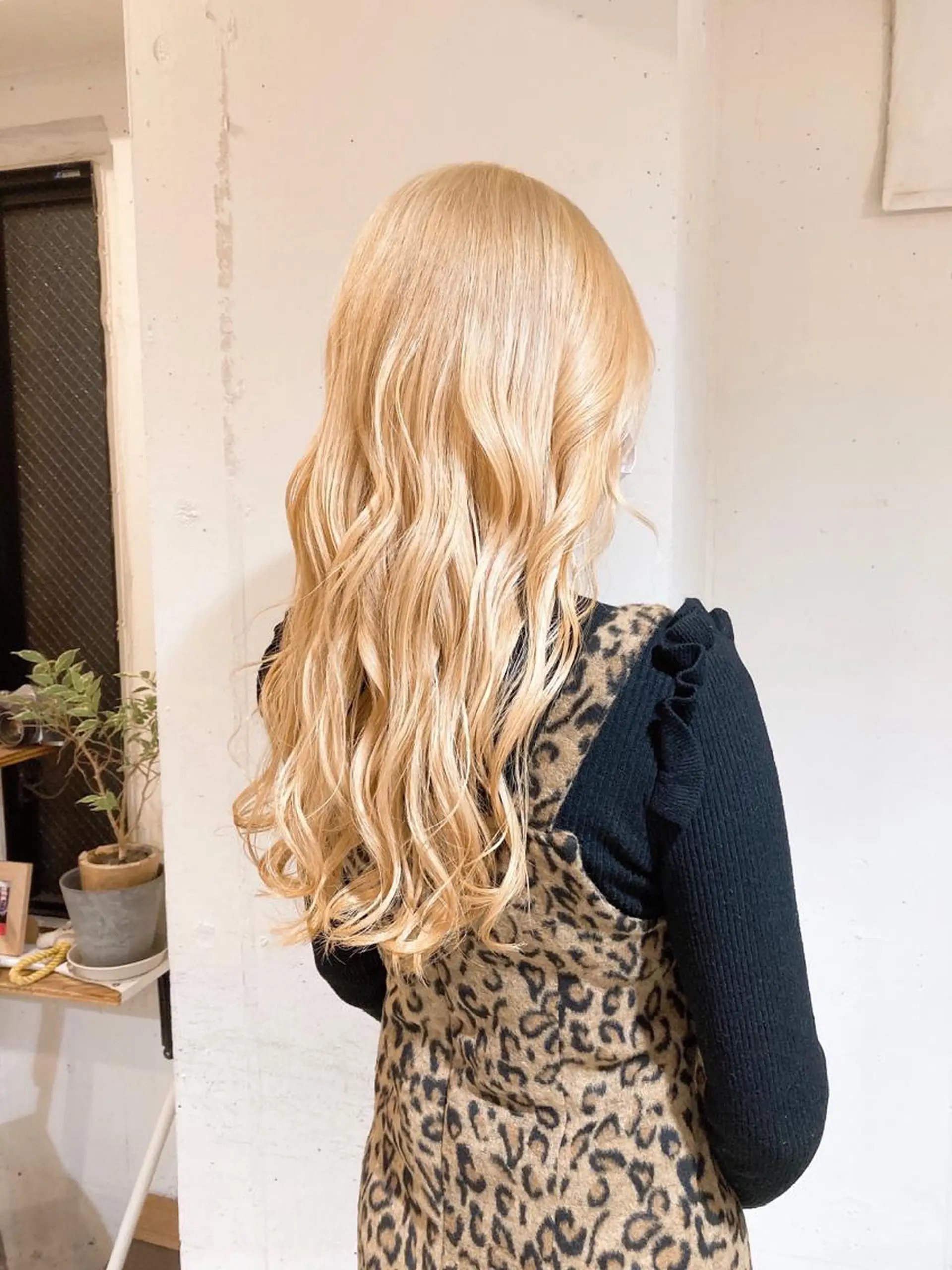 カラー ブリーチ 抜きっぱなしブロンド 💗モテ髪 ハイトーンあや💗のヘアスタイル