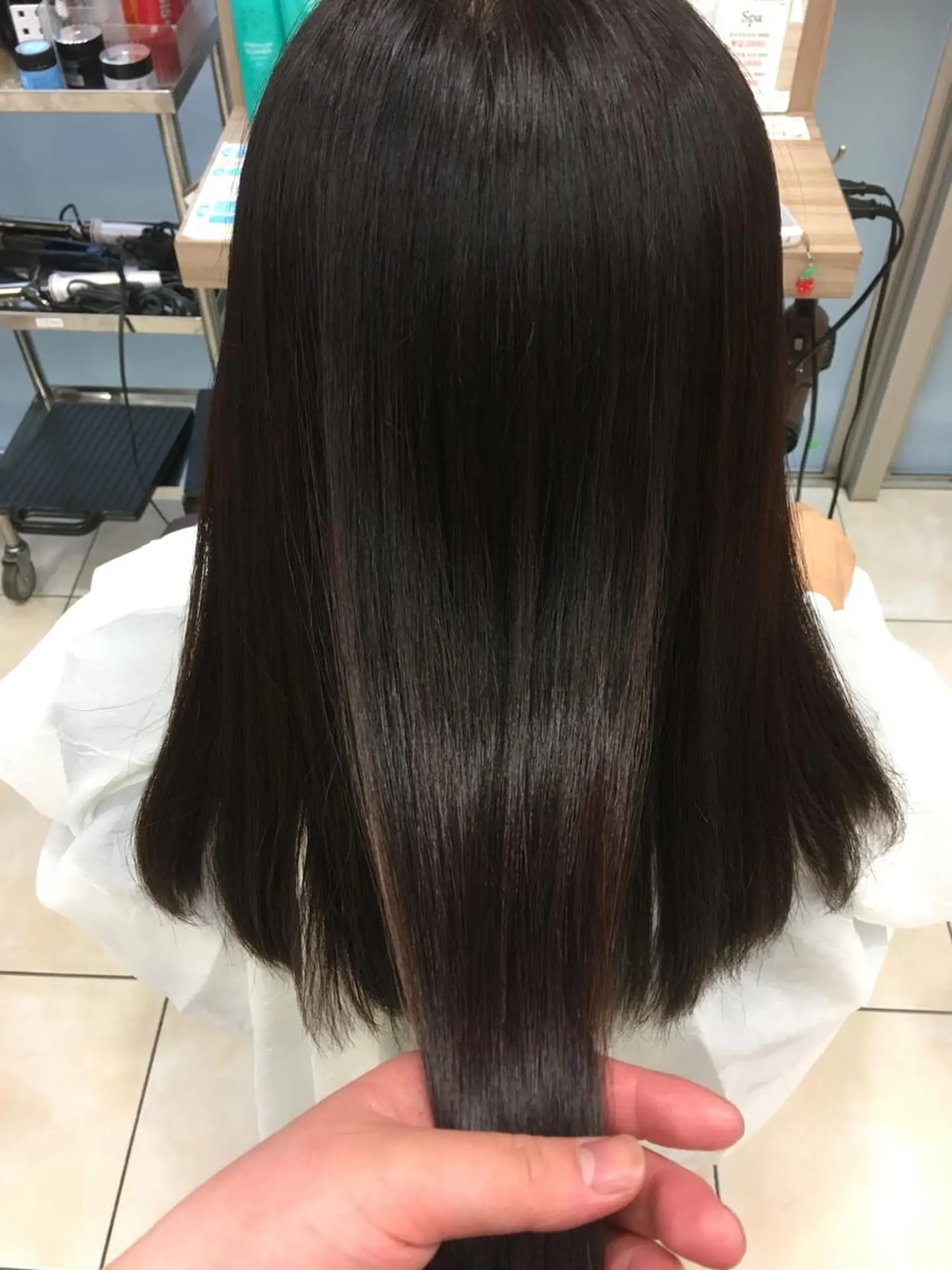 ロング カラー パーマ ストレートパーマ 小島 仁美のヘアスタイル