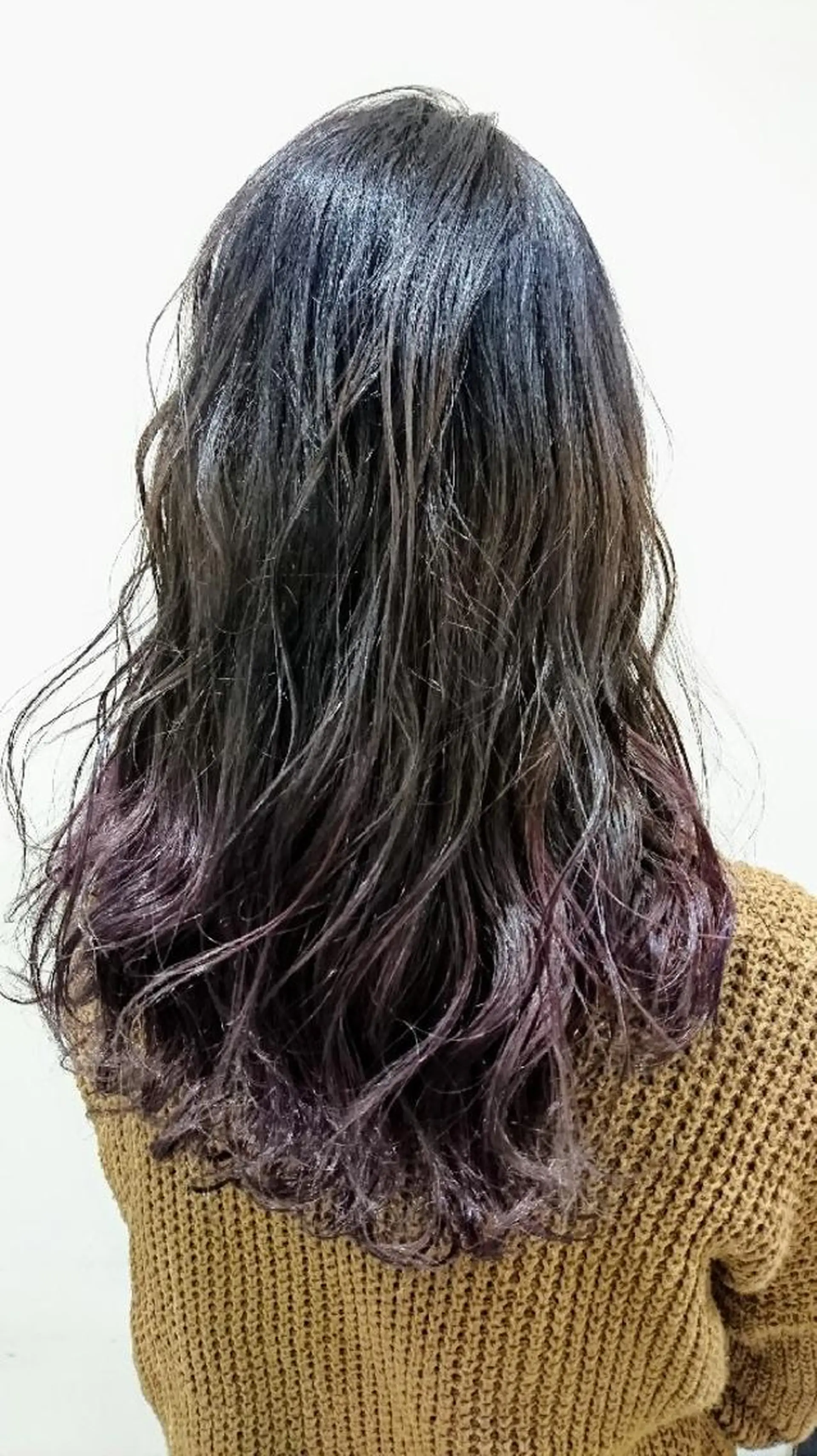 ロング カラー ヘアアレンジ ブリーチ グラデーションカラー バイオレットカラー ACROあべの店所属・艶カラー/インナー /グラデ/大西小百合のヘアスタイル