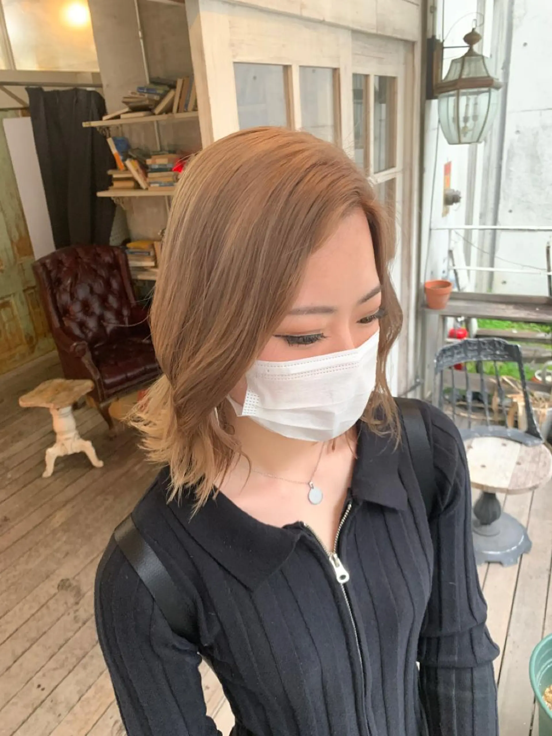 ショート カラー ヘアアレンジ メンズ キッズ ショートボブ メンズバレイヤージュ メンズブリーチ メンズハイライト メンズハイトーン ヘアカラー 🌈難波🌈ベージュ カラー【ヒロム】のヘアスタイル